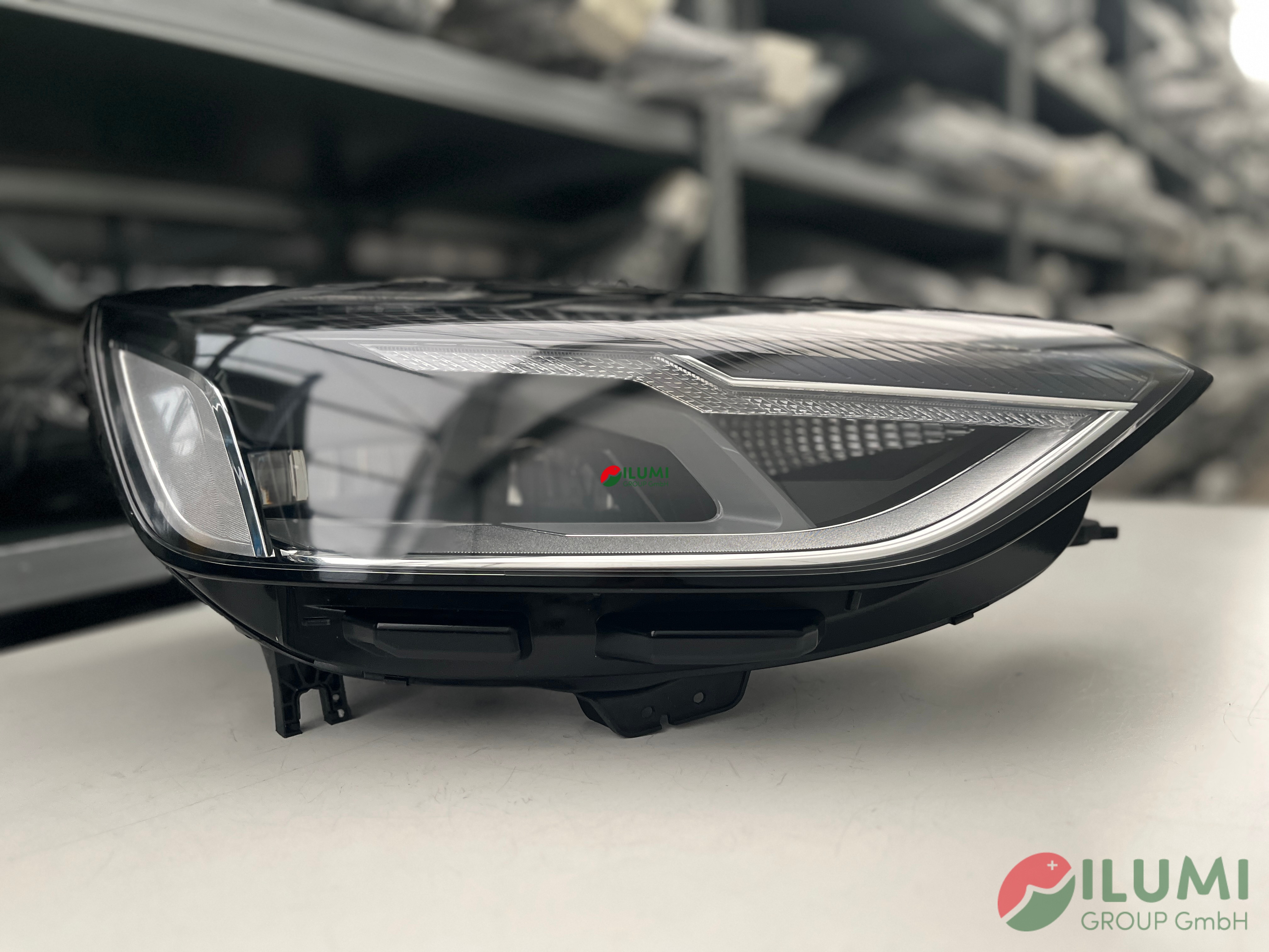AUDI A4 B9 LIFT VOLL LED SCHEINWERFER RECHTS 8W0941012