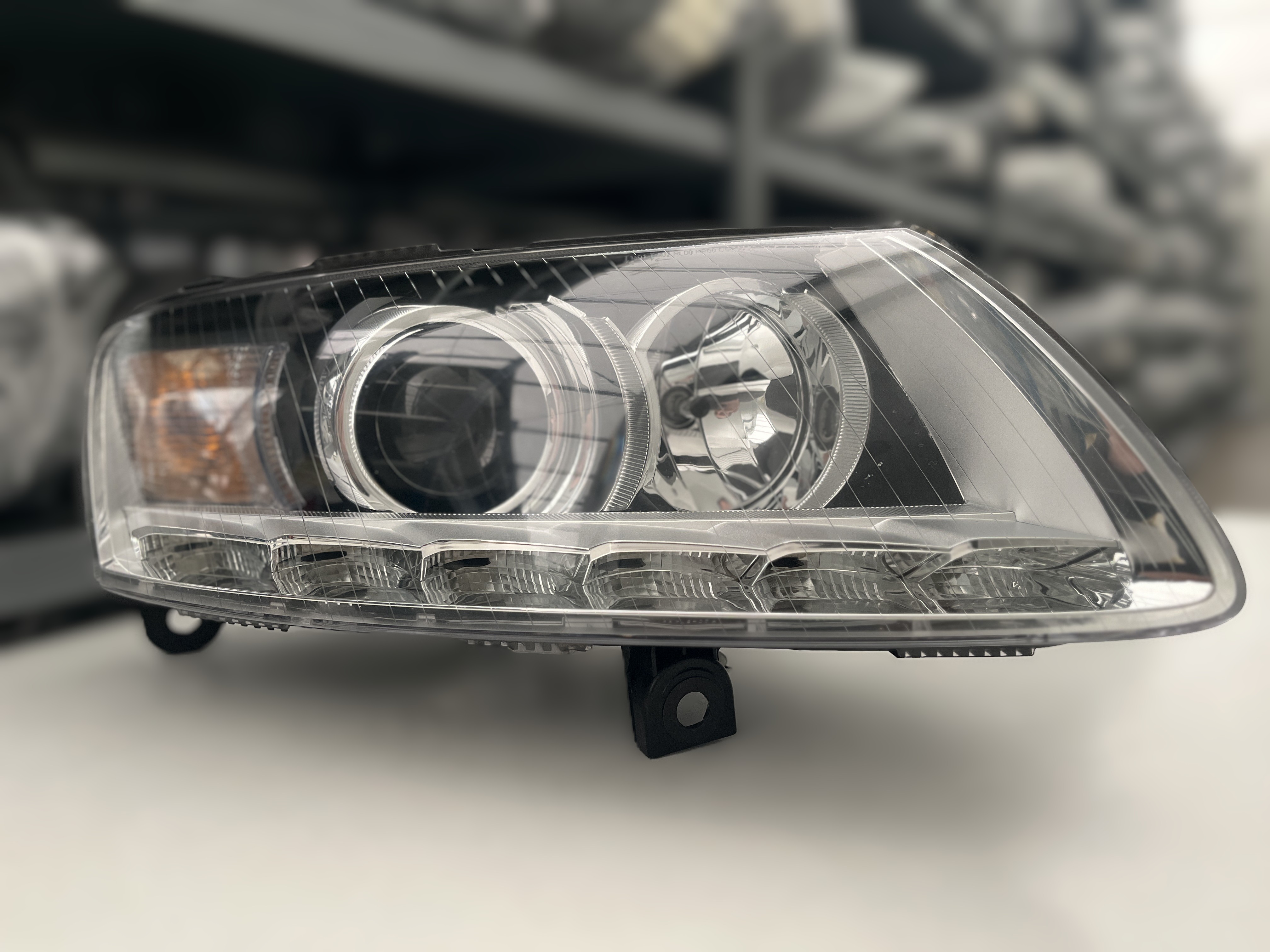 AUDI A6 C6 DYN SCHEINWERFER RECHTS KPL 4F0941004CP