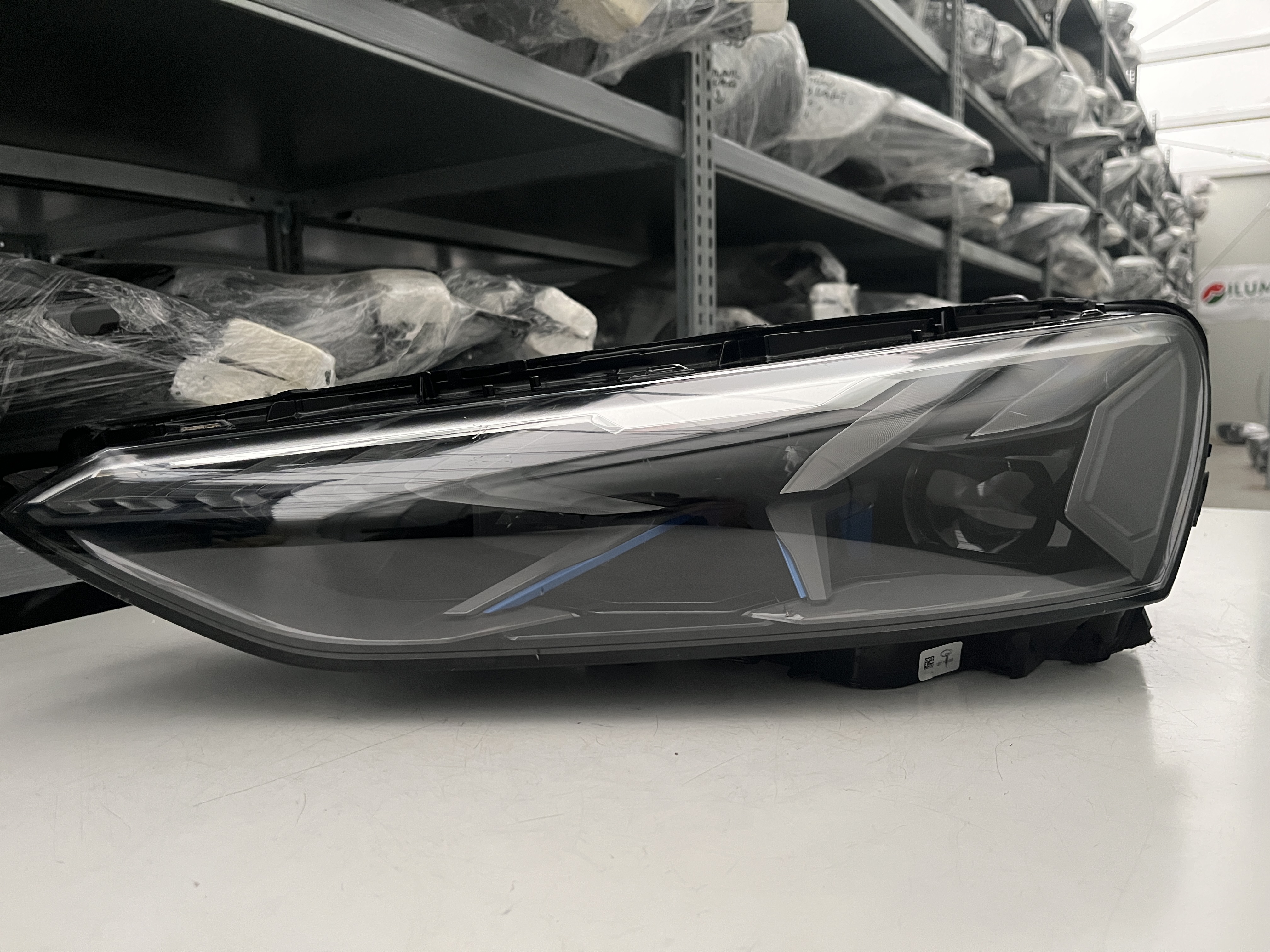 AUDI E-TRON GT LASER SCHEINWERFER LINKS KPL 4J3941085