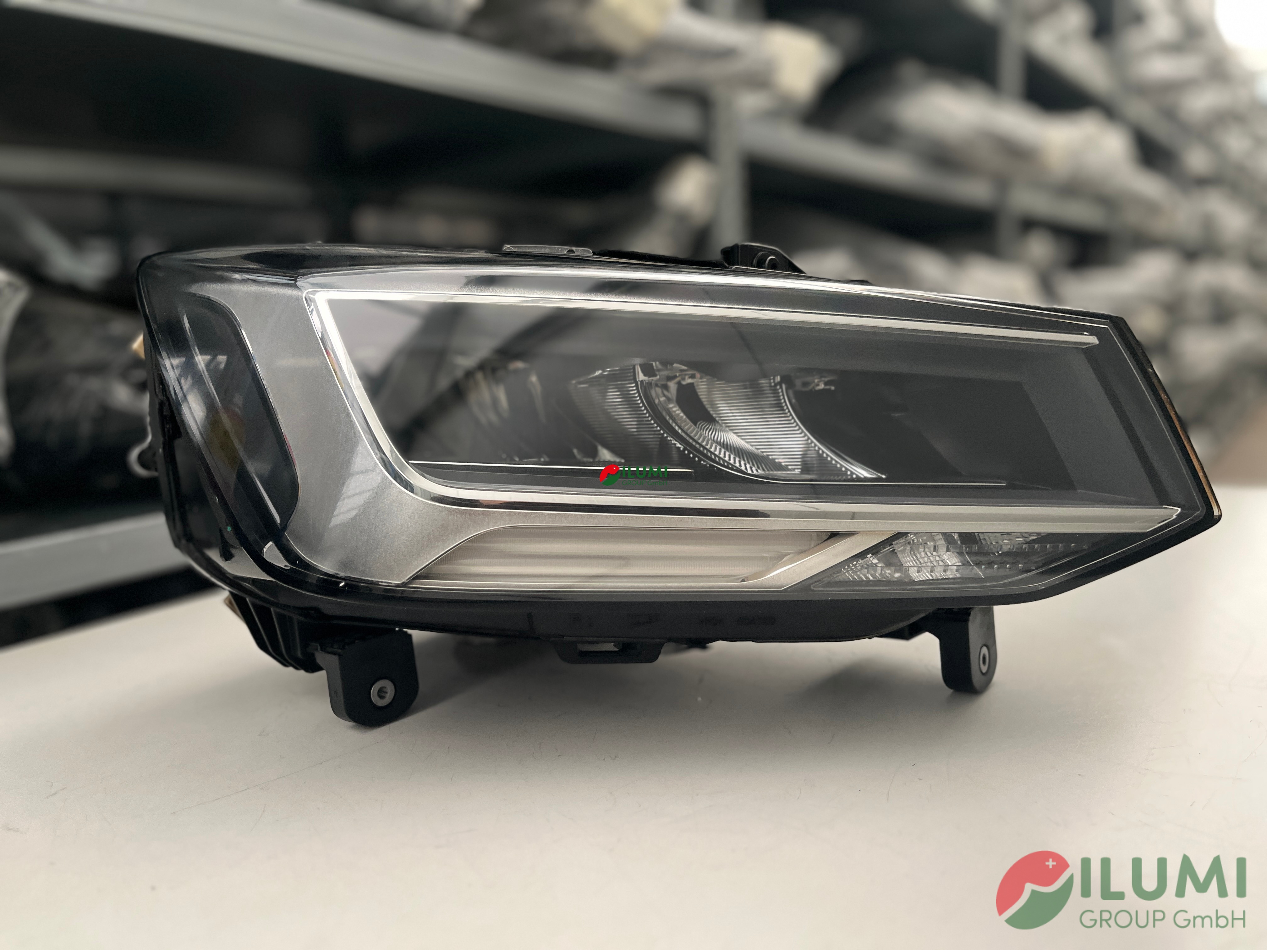 AUDI Q2 LIFT 81A VOLL LED SCHEINWERFER RECHTS 81A941012