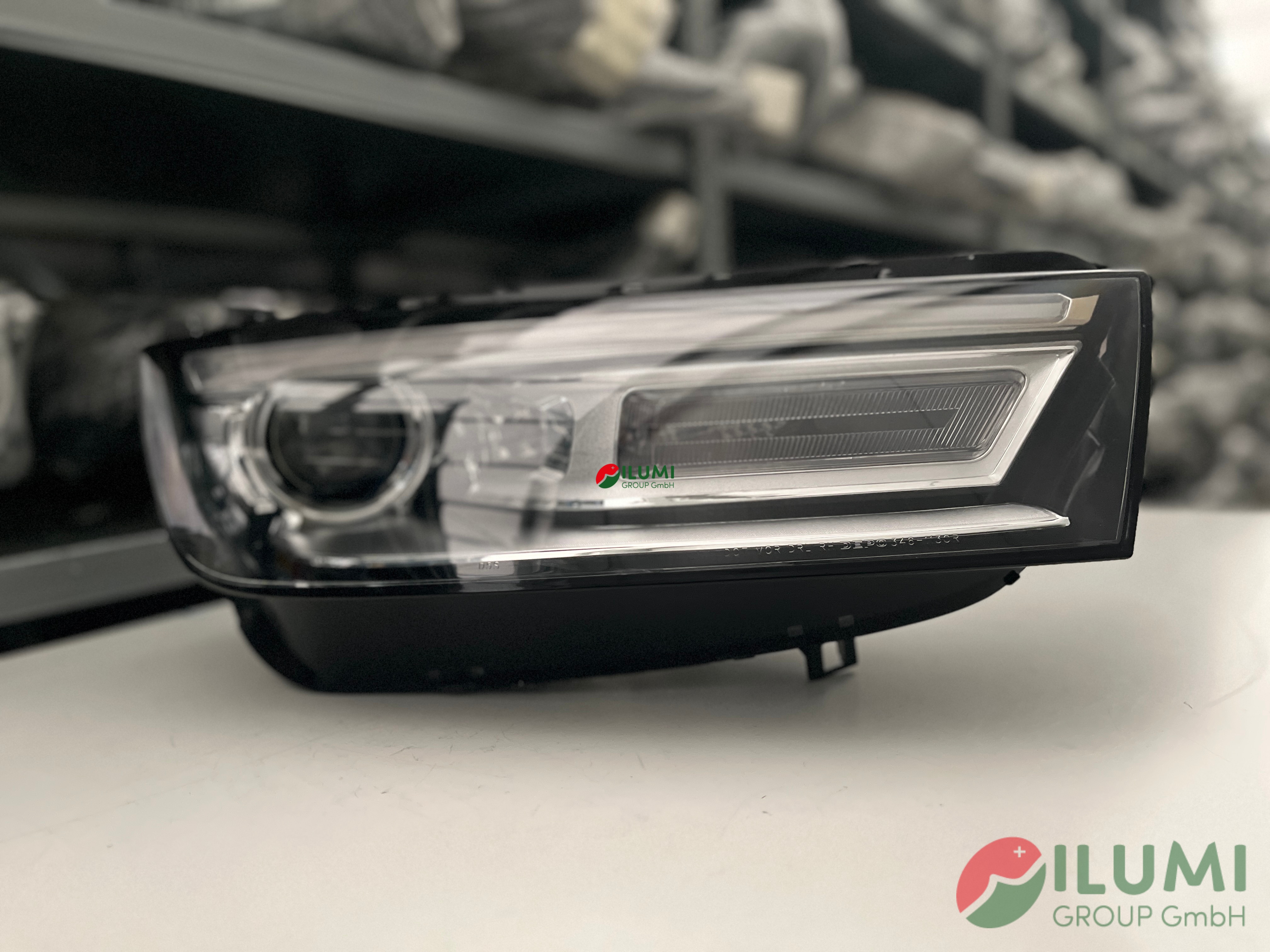 AUDI Q5 80A XENON SCHEINWERFER RECHTS KPL 80a941044