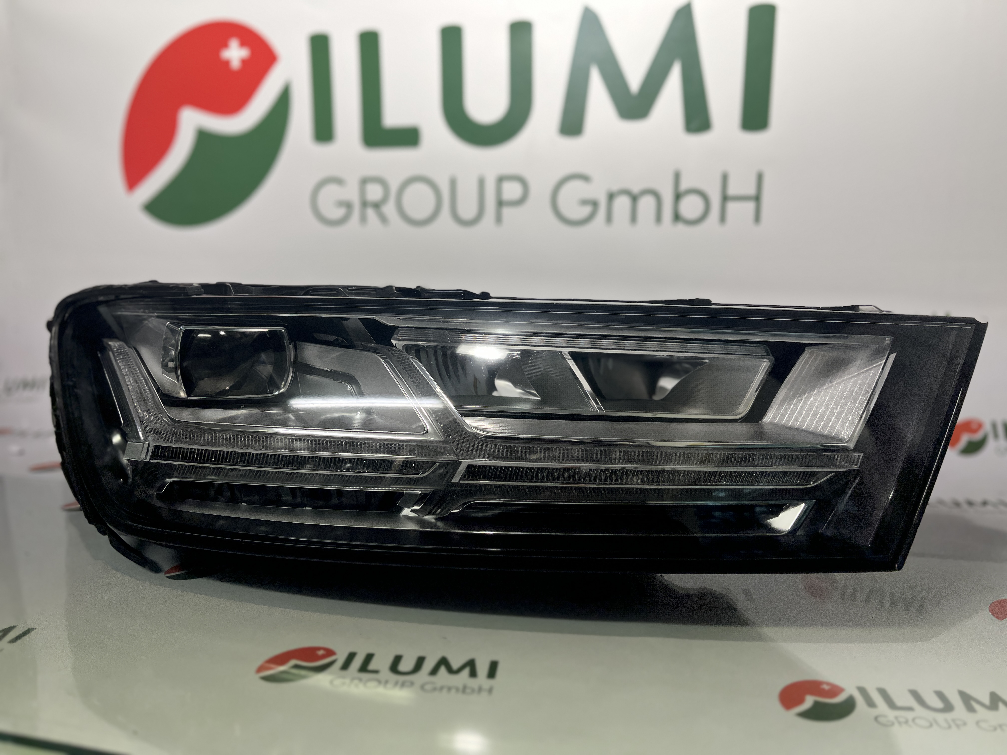 AUDI Q7 4M0 VOLL LED SCHEINW RECHTS KPL 4M0941034