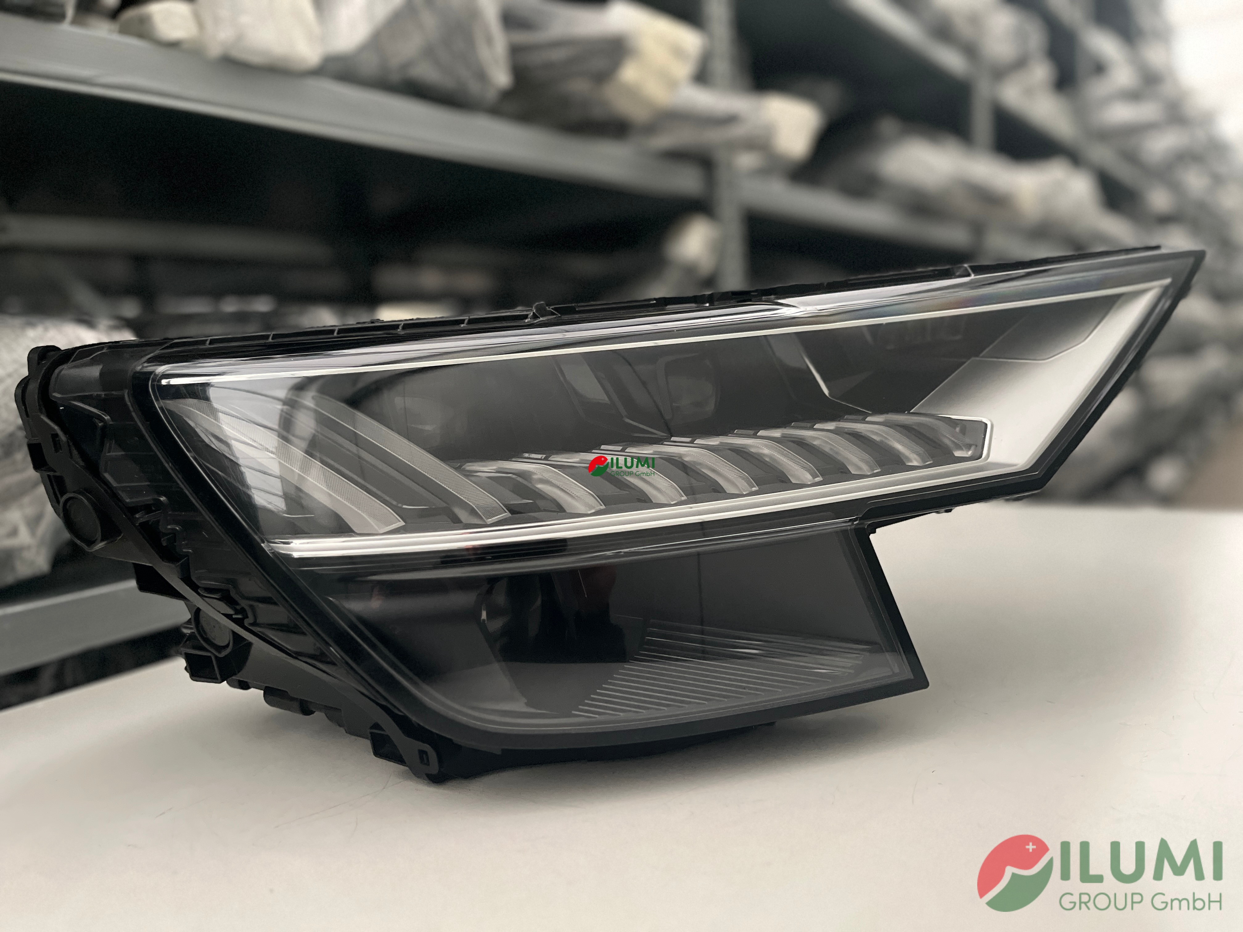 AUDI Q8 4M8 MATRIX SCHEINWERFER RECHTS KPL 4M8941036