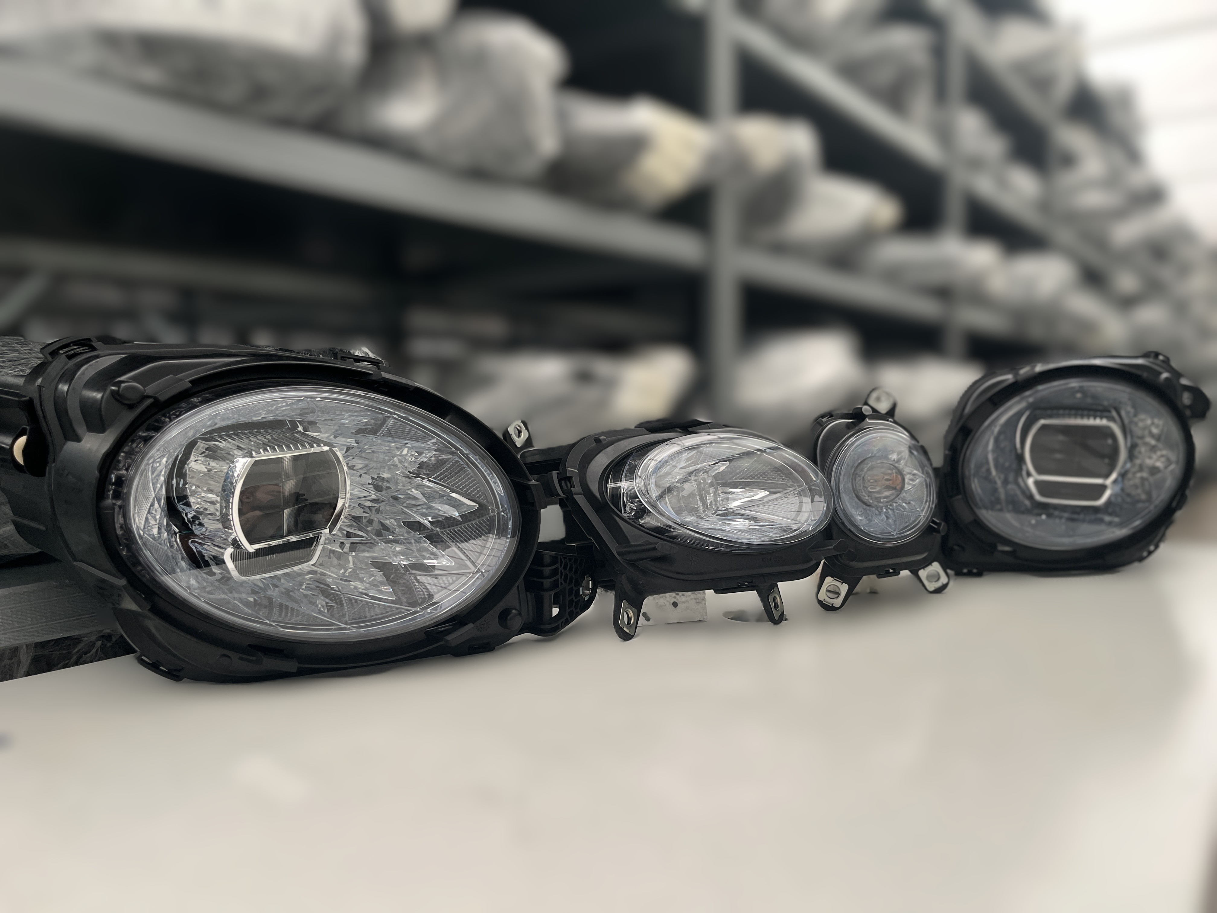 BENTLEY BENTAYGA LIFT VOLL LED SCHEINW L+R KPL 36A941015F 36A941016F