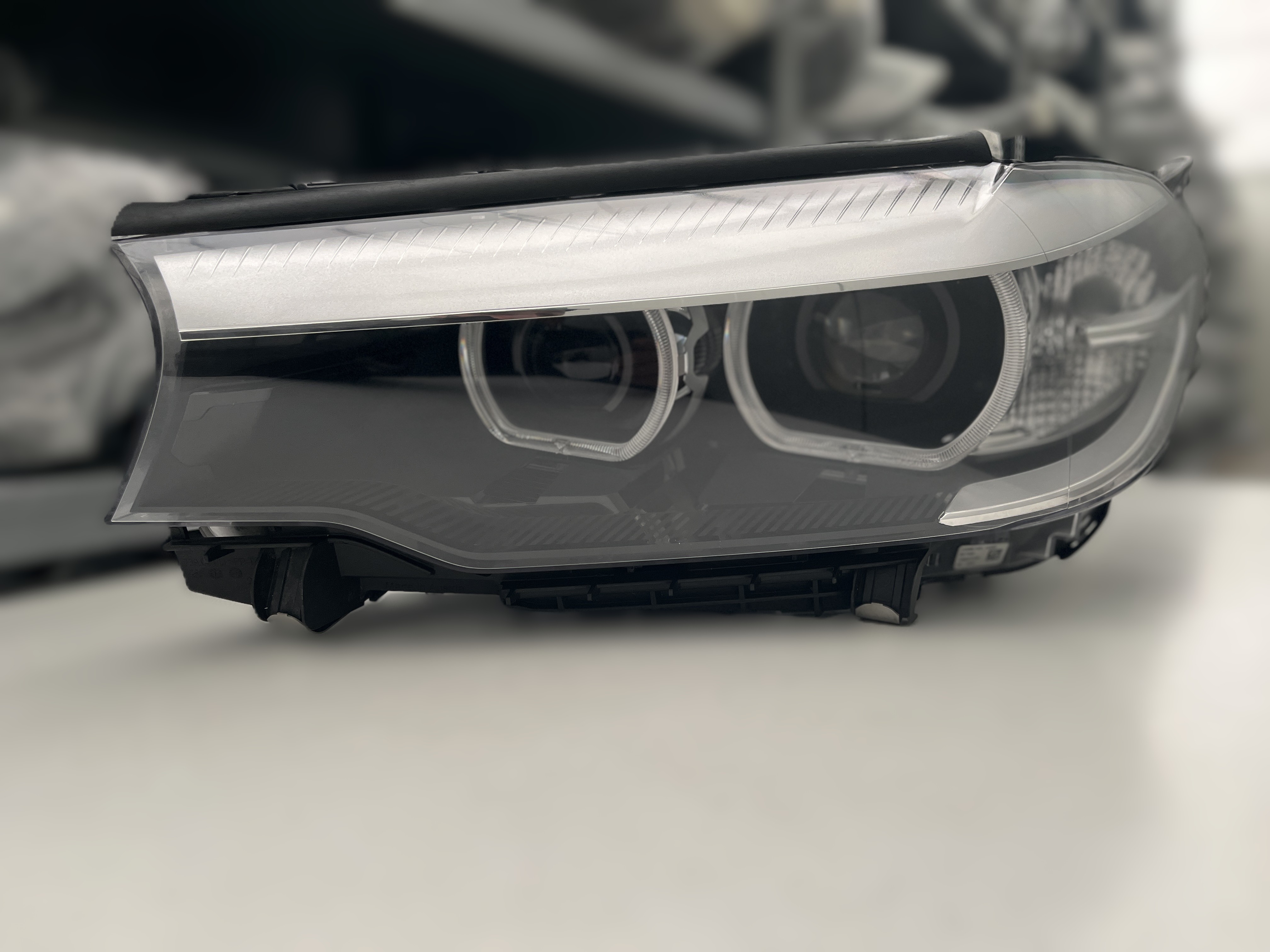 BMW 5er G30 G31 VOLL LED SCHEINWERFER LINKS KPL 7439183-04