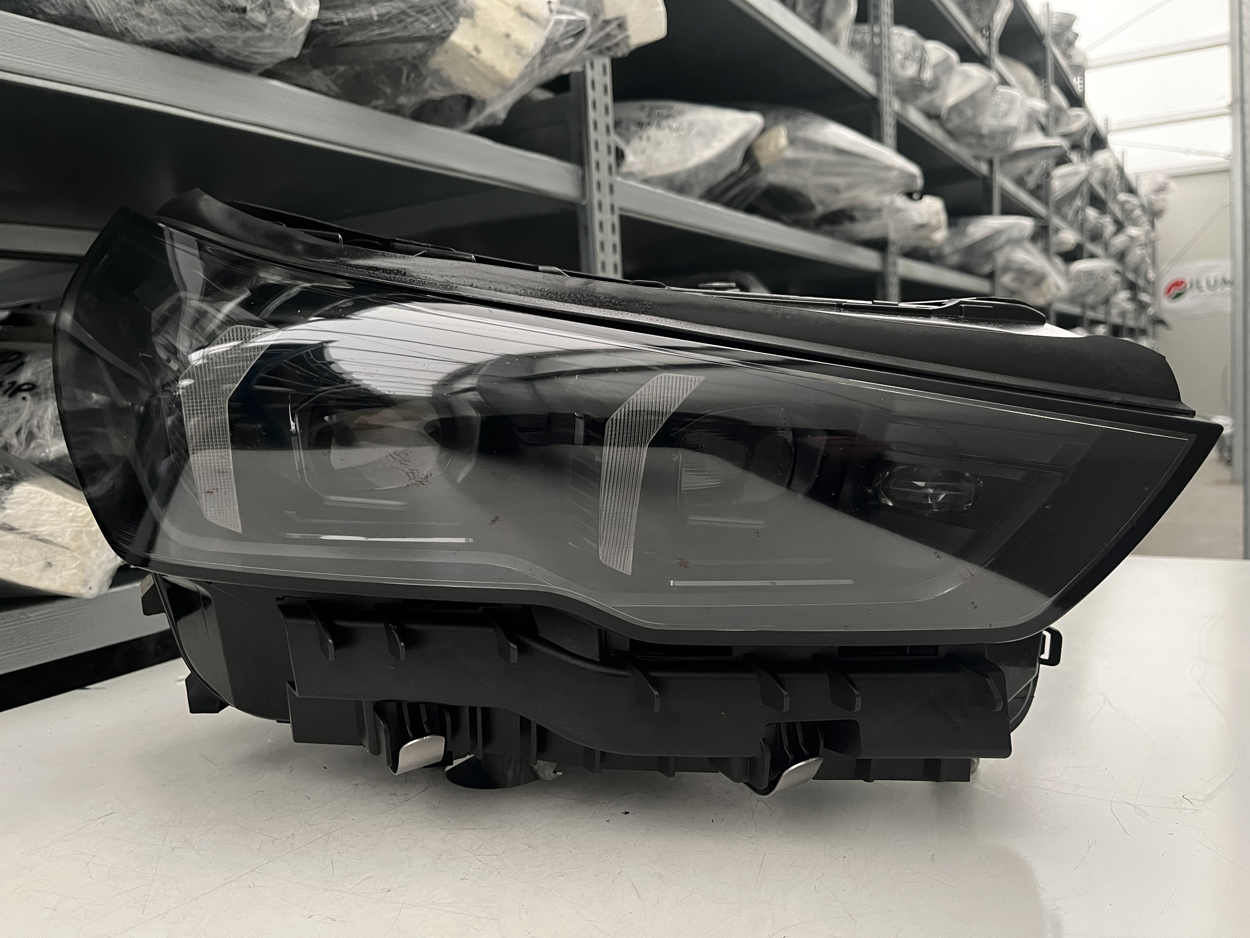 BMW 5er G60 G61 SCHEINWERFER BLACK RECHTS 5A798D8