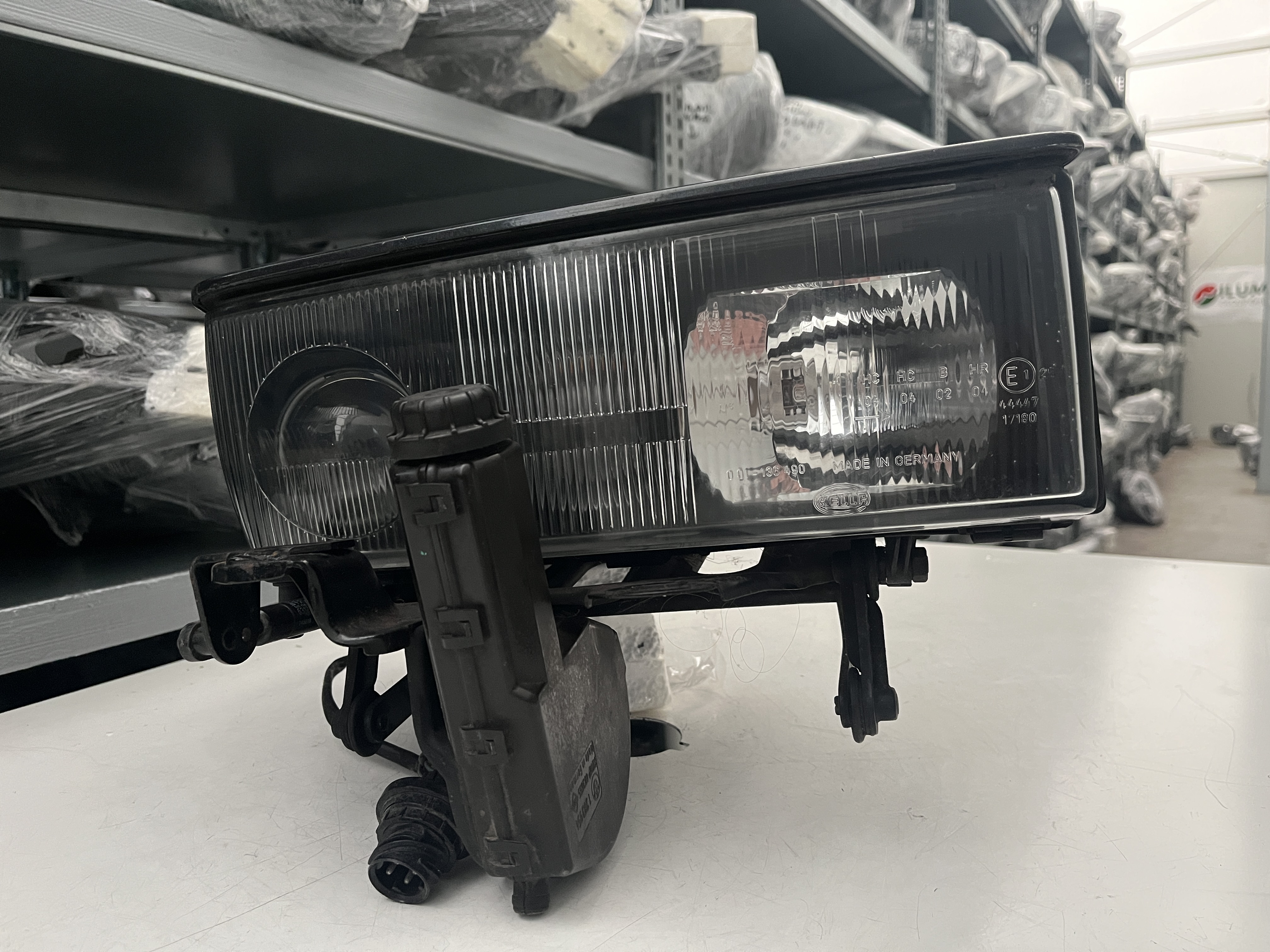 BMW E31 850 840 HALOGEN SCHEINWERFER RECHTS