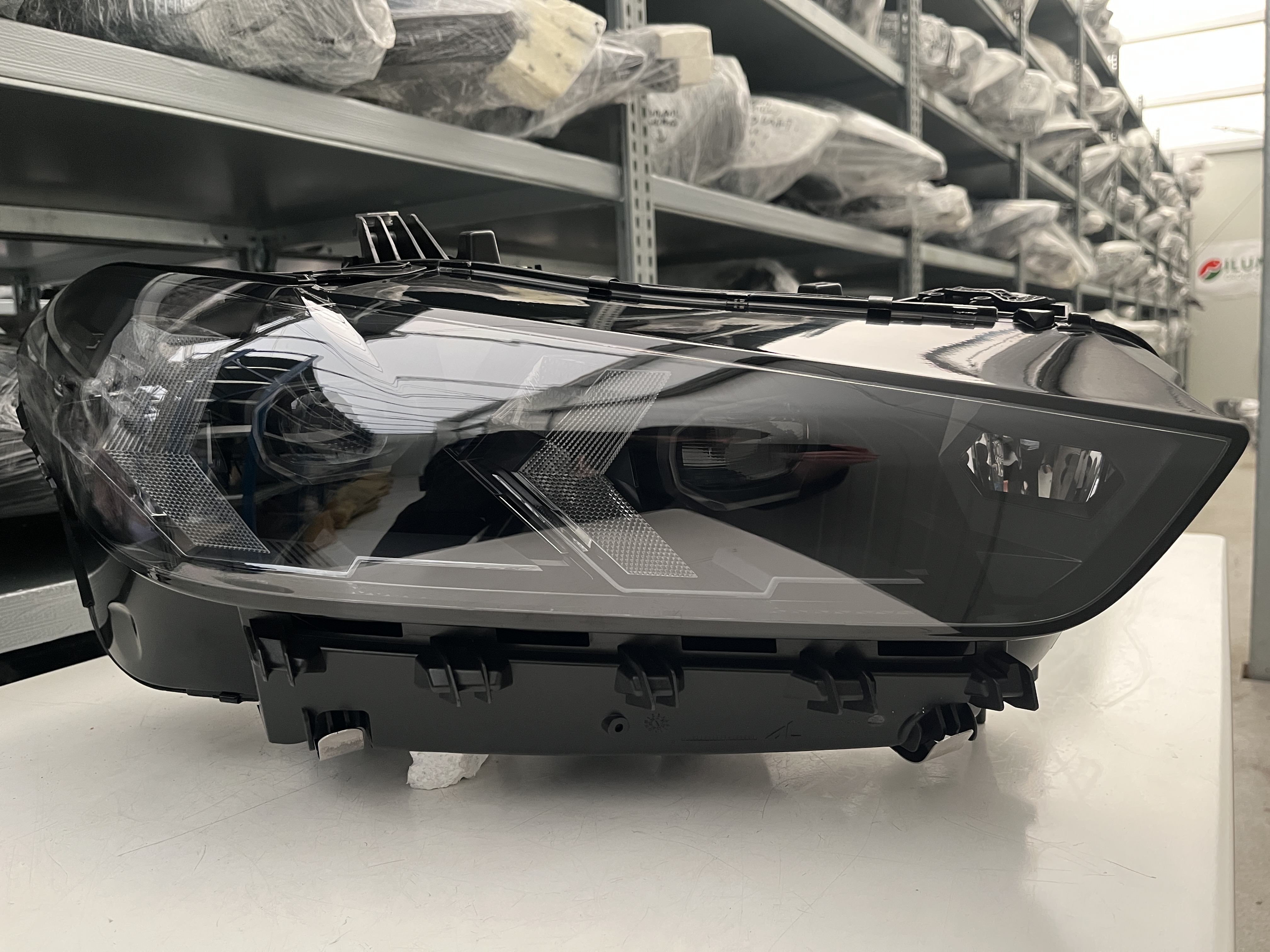 BMW X5 G05 X6 G06 LIFT LASER BLACK SCHEINW RECHTS USA 5A8E116