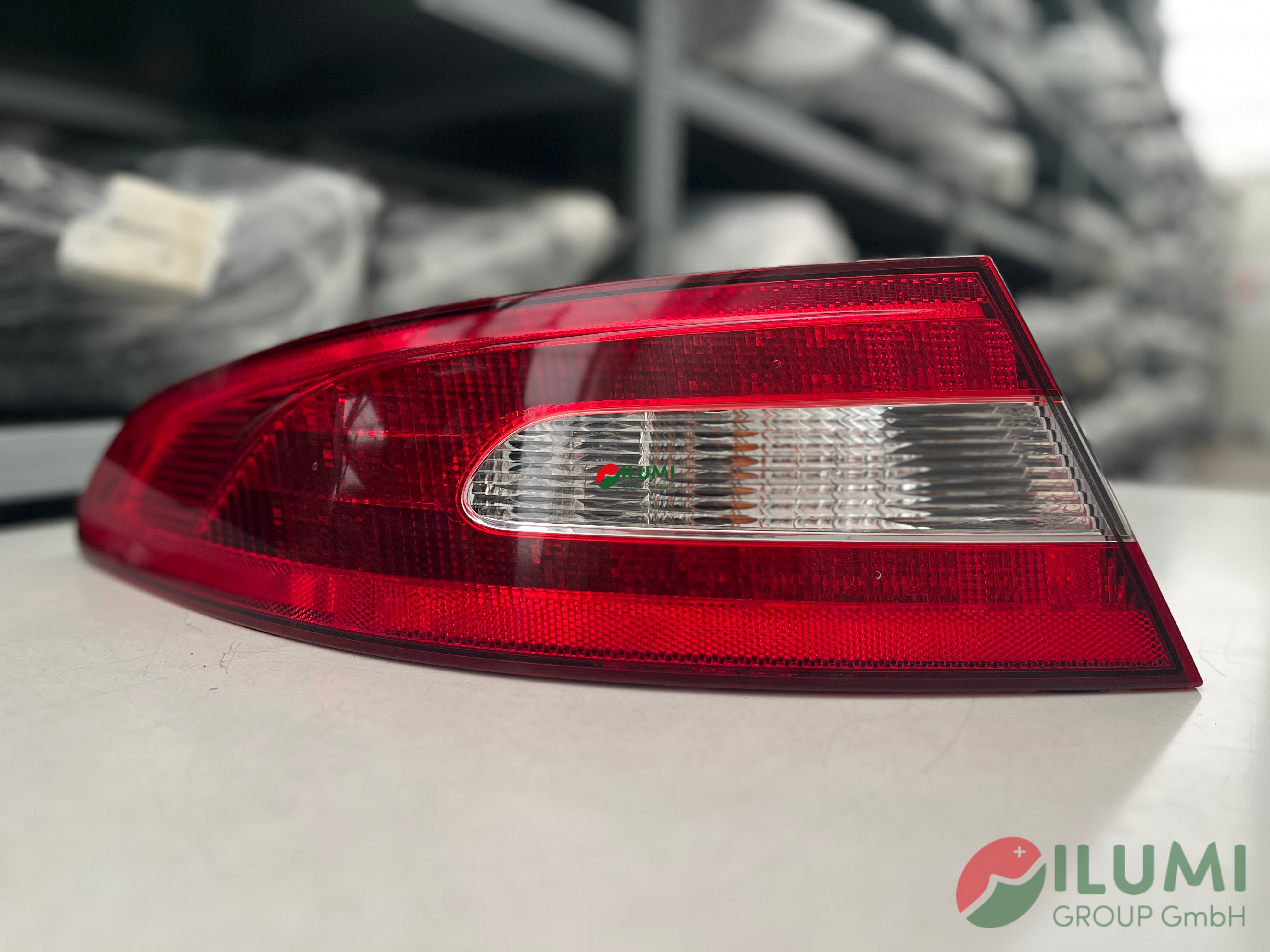 JAGUAR XF X250 07-12r. RÜCKLEUCHTE LINKS 8X2313405BC