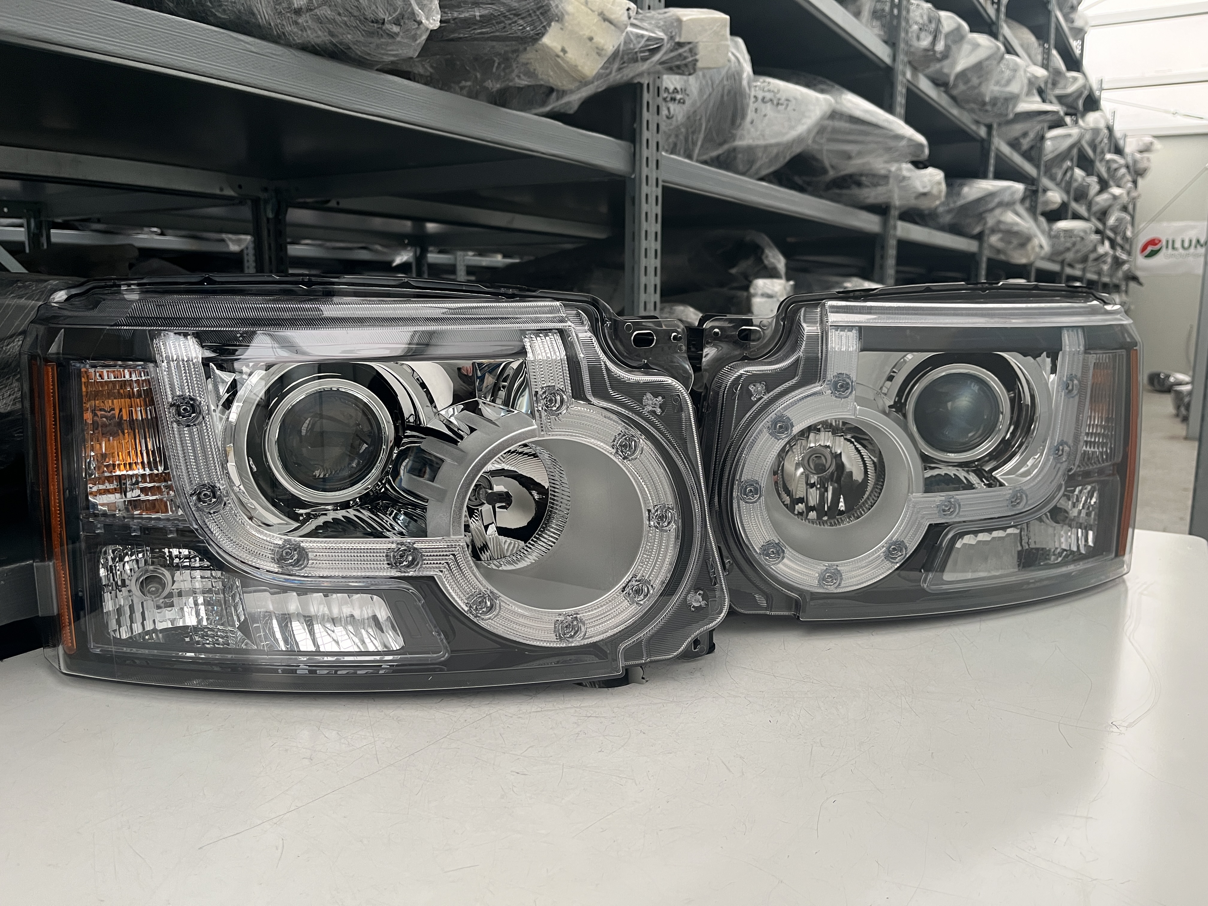 LAND ROVER DISCOVER 4 IV HALOGEN LED SCHEINW R L LR013986 AH22-13W029-AC