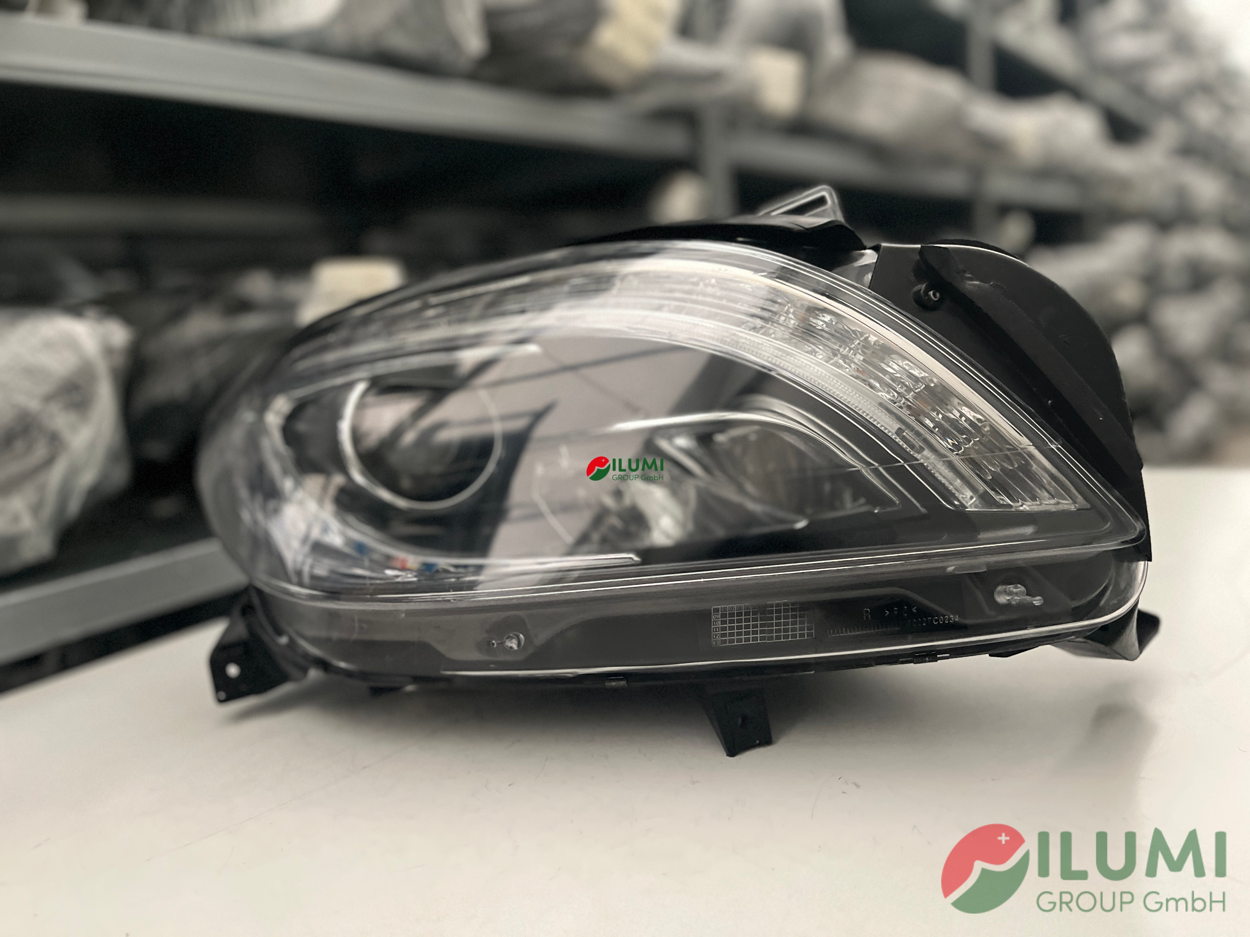 MERCEDES ML W166 XENON SCHEINWERFER RECHTS KPL A1668205559