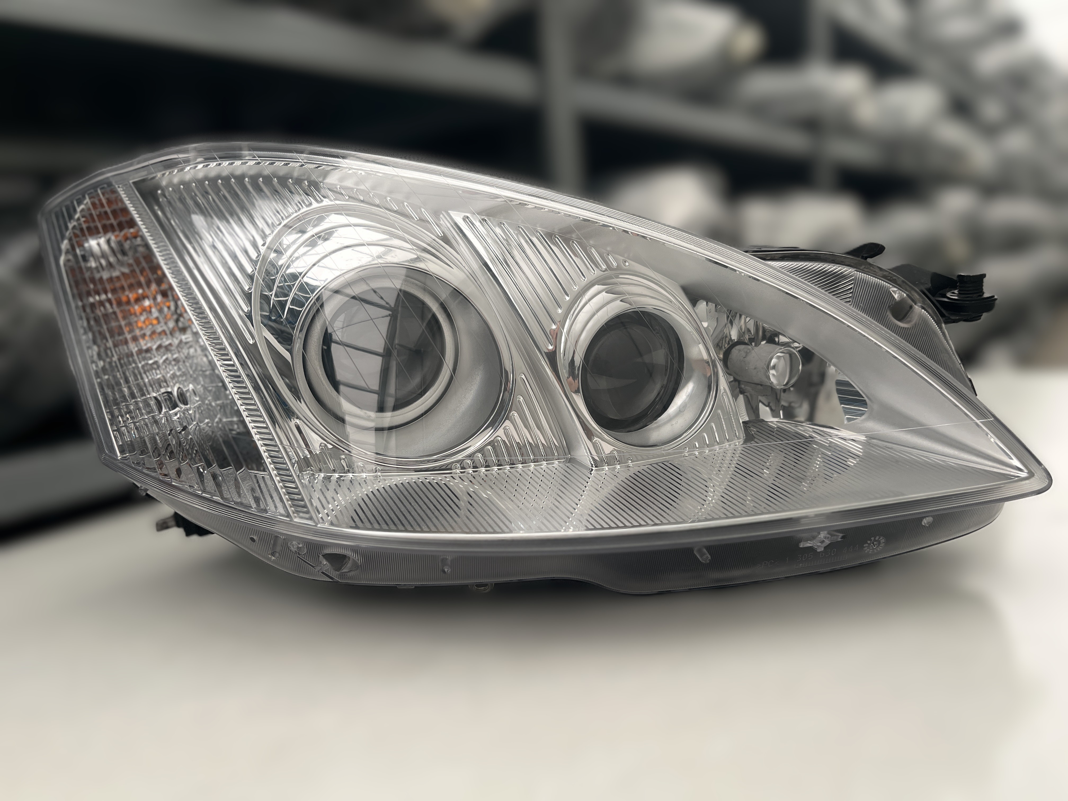 MERCEDES S KLASA W221 NIGHTVISION SCHEINW RECHTS A2218206861