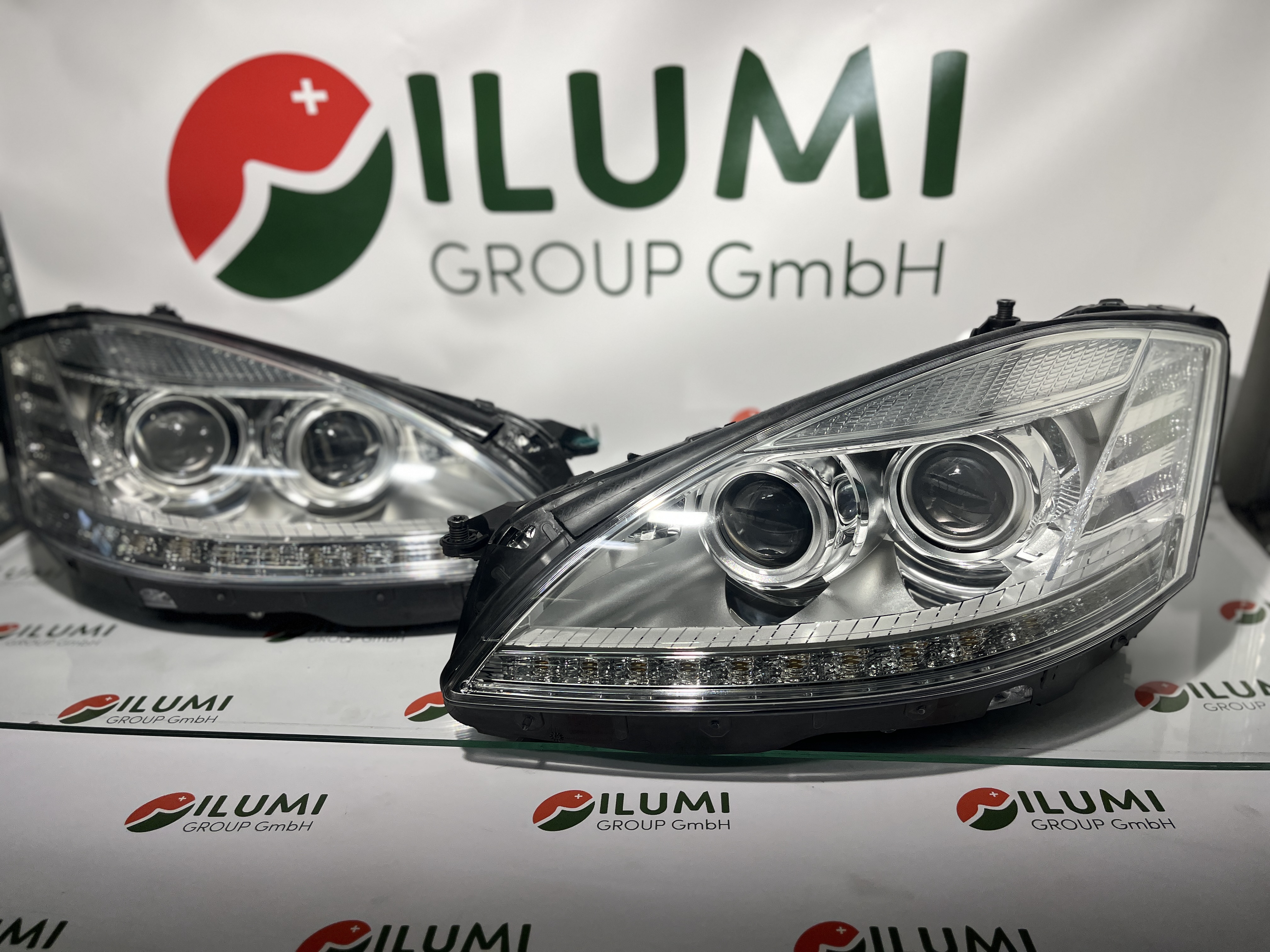 MERCEDES S W221 LIFT Xe LED SCHEINW R L A2218202639 A2218202539