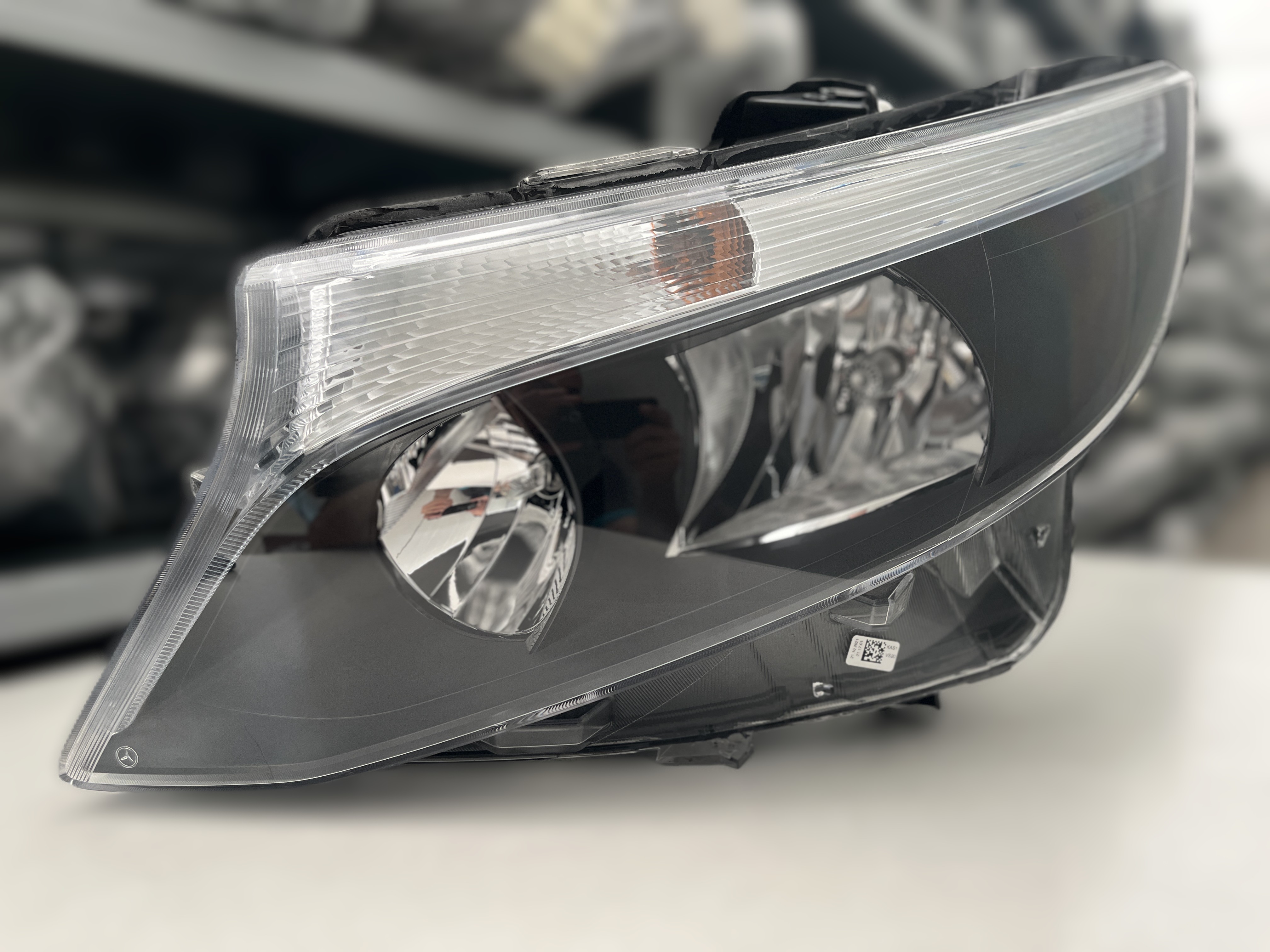 MERCEDES V-KLASA W447 LIFT SCHEINW LINKS A4479067700