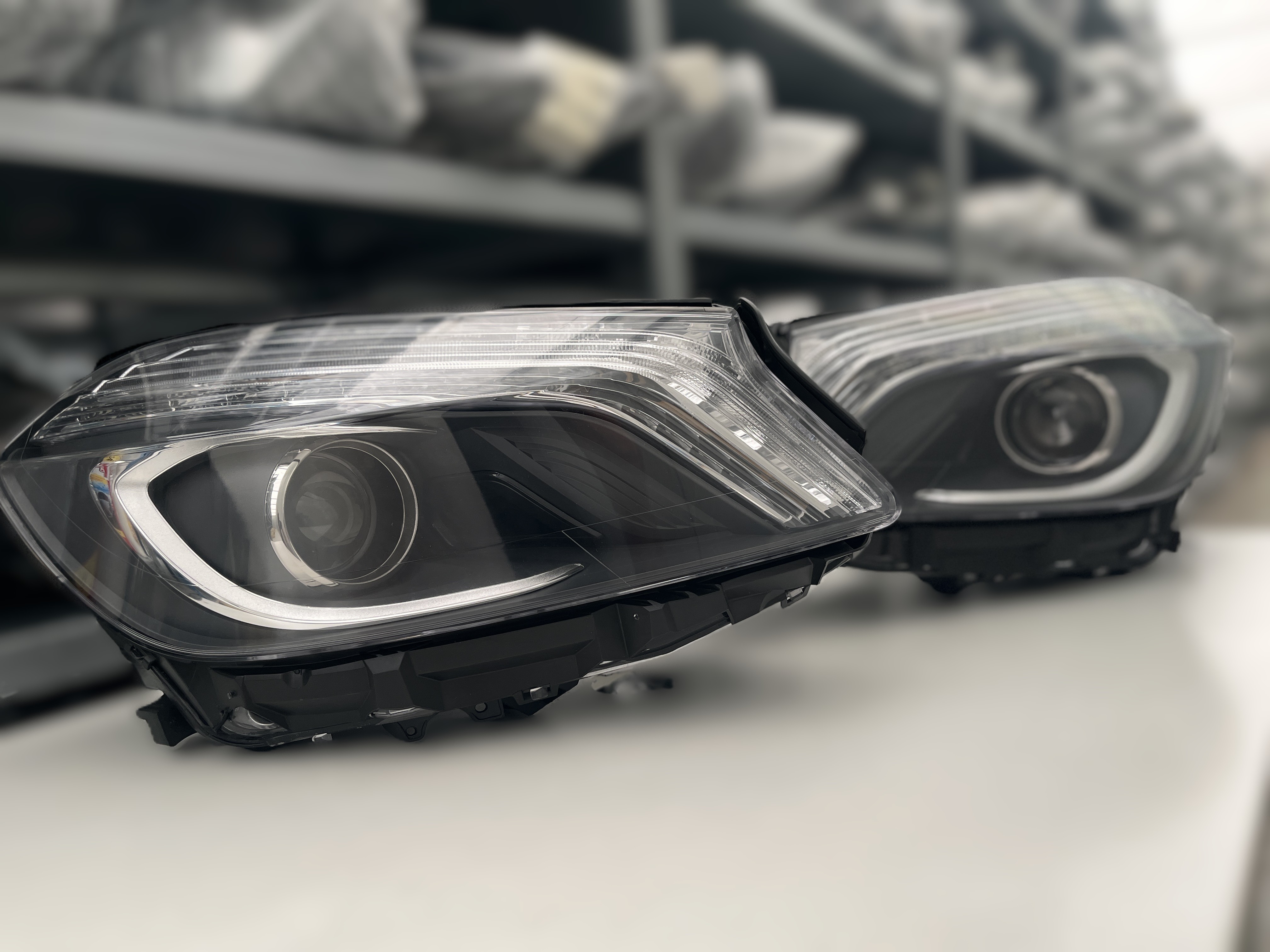 MERCEDES W176 Xe SCHEINW R L KPL A1768204361 A1768202761