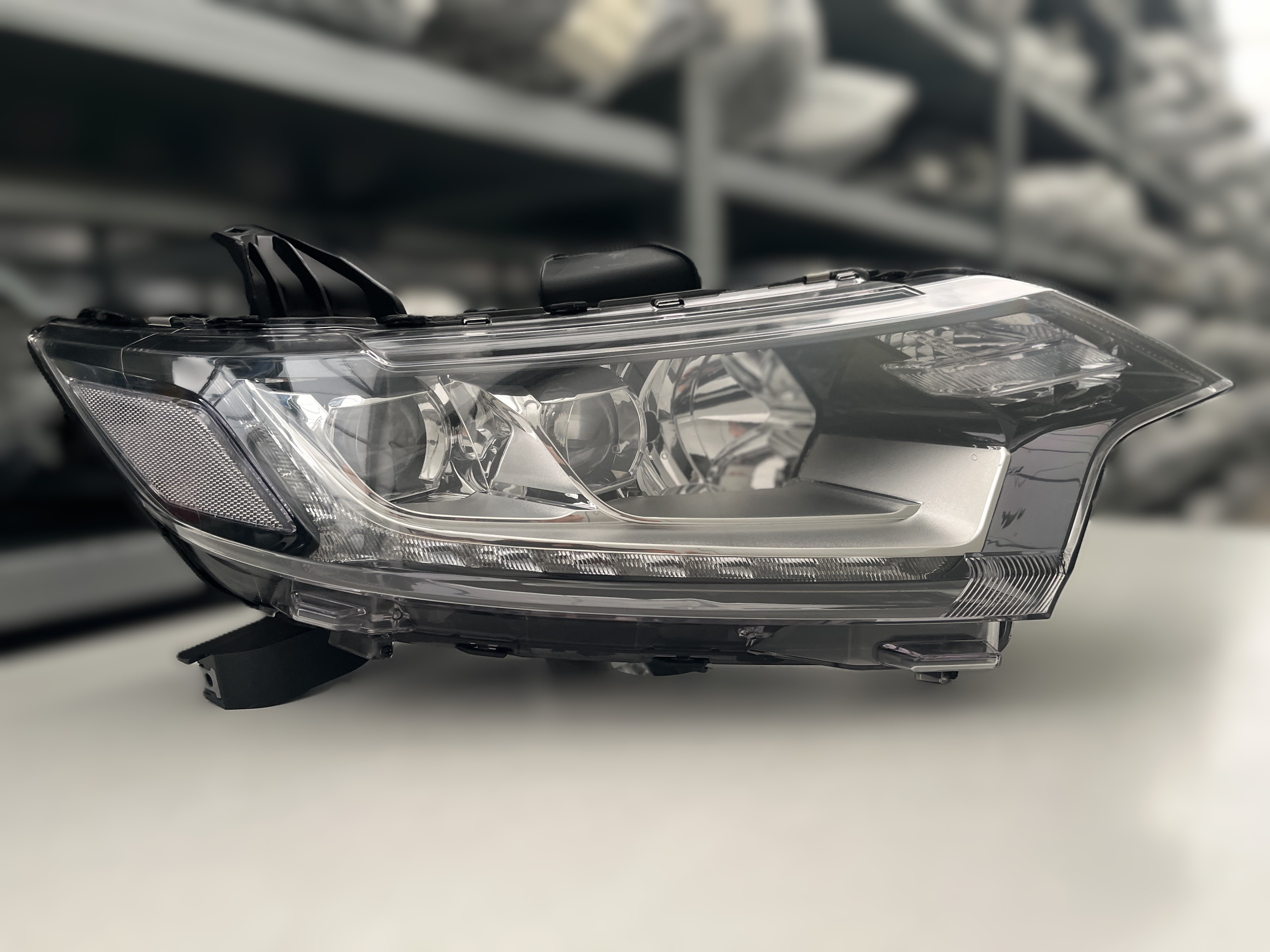 MITSUBISHI OUTLANDER III 3 LIFT VOLL LED SCHEINW RECHTS 8301c8