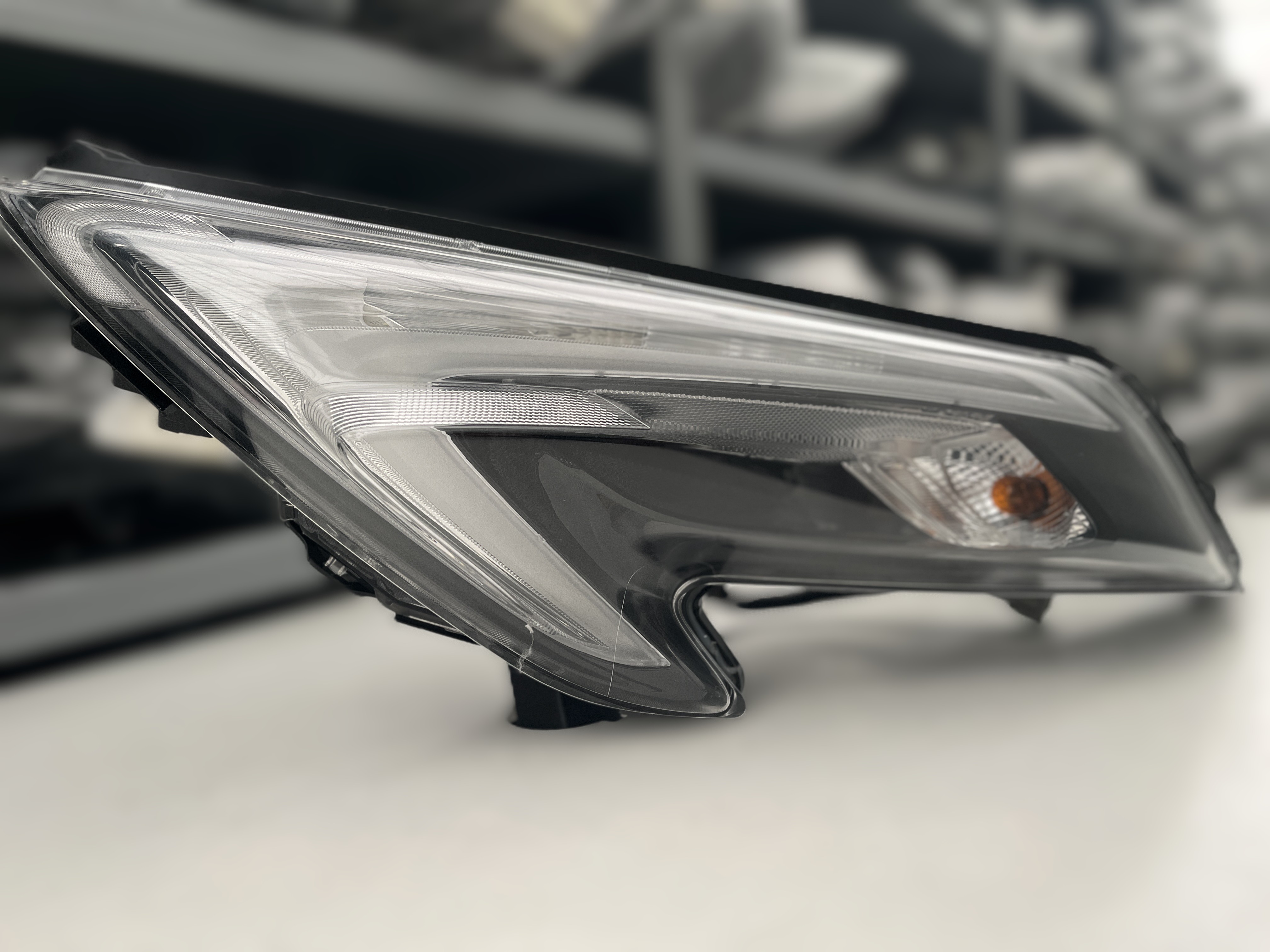 NISSAN JUKE F15 LIFT LED DRL SCHEINW LINKS 26125BV80A