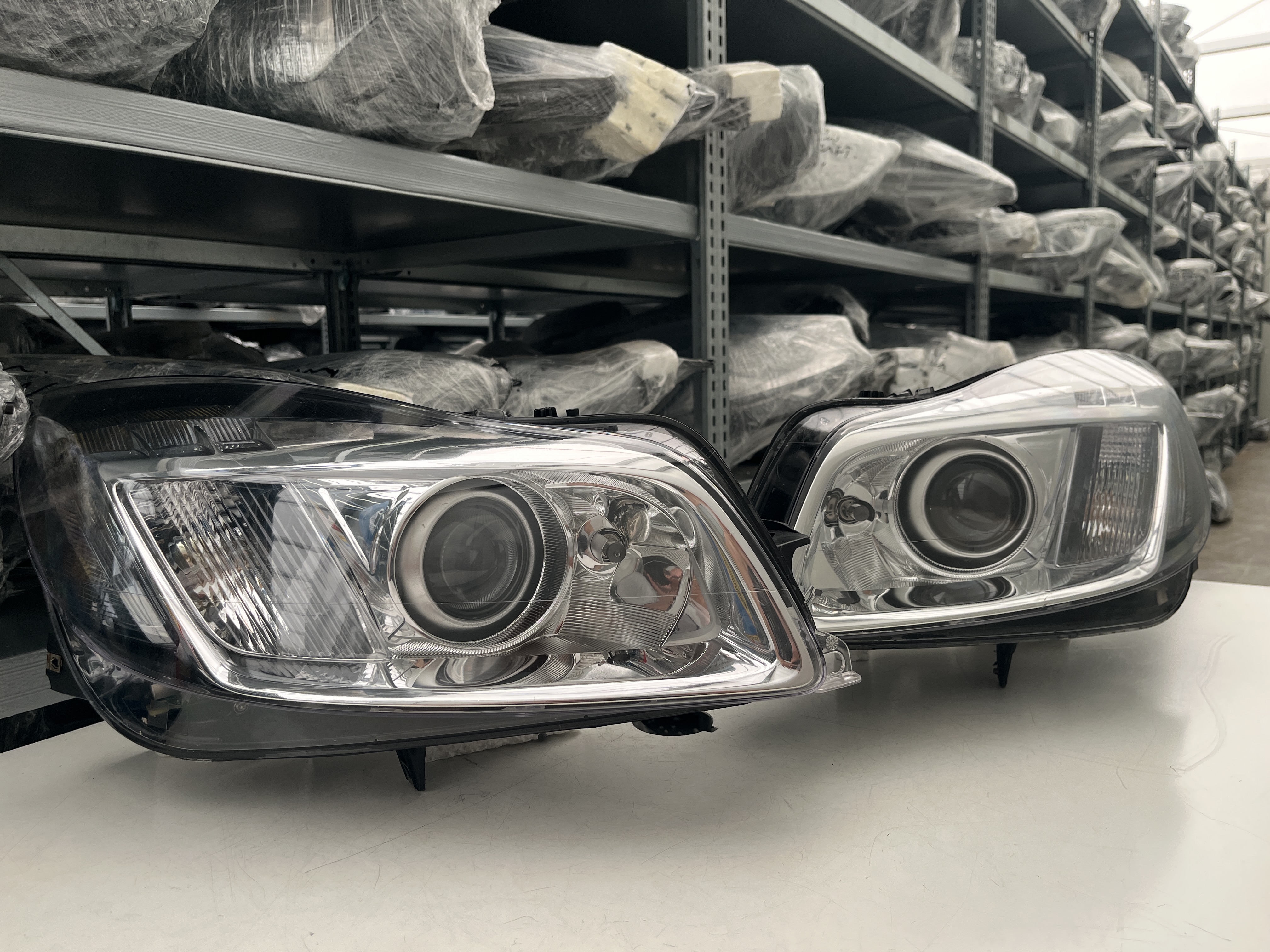 OPEL INSIGNIA XENON LED SCHEINW R L KPL 1ZT009631