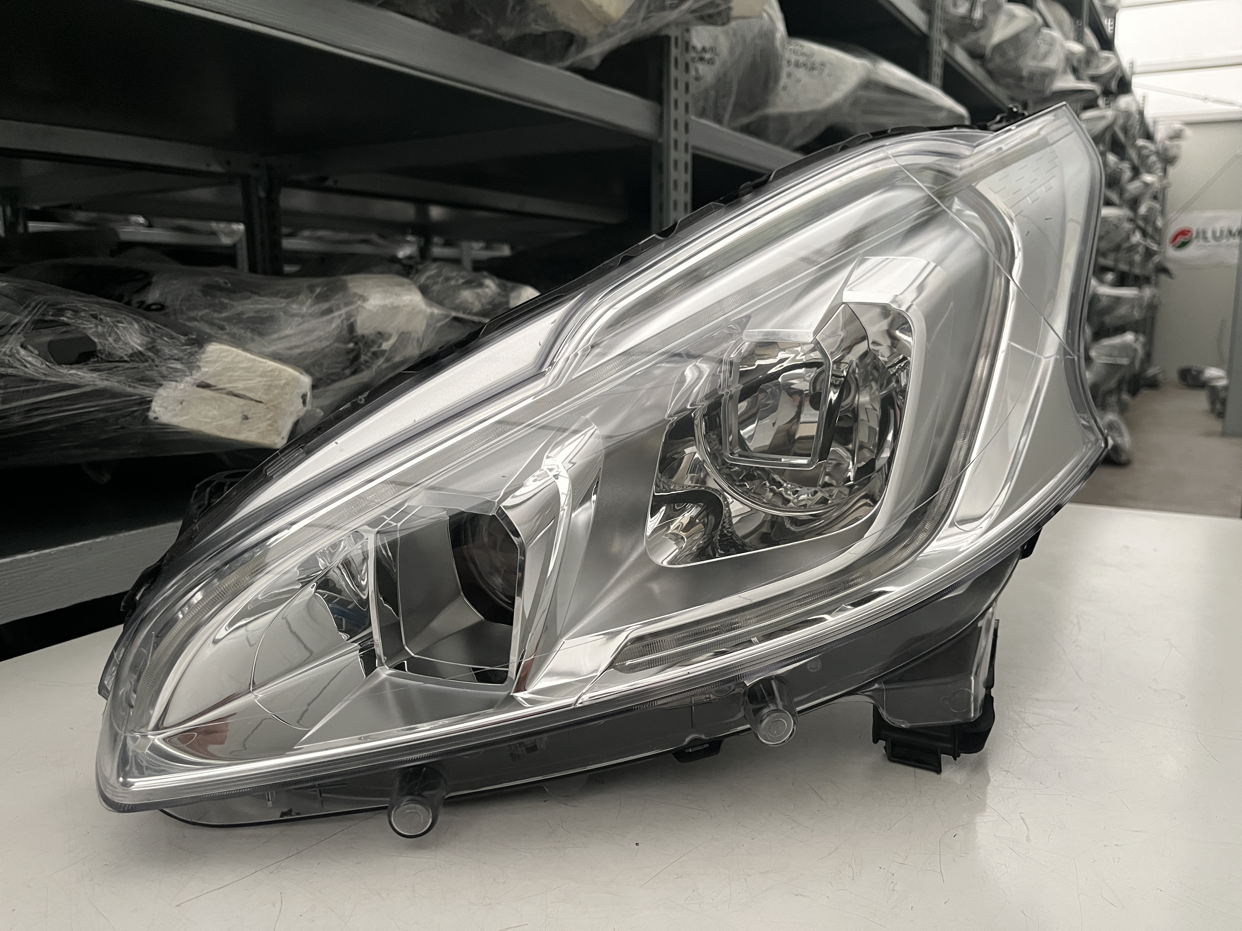 PEUGEOT 208 GTI HALOGEN SCHEINWERFER LINKS 9802855280
