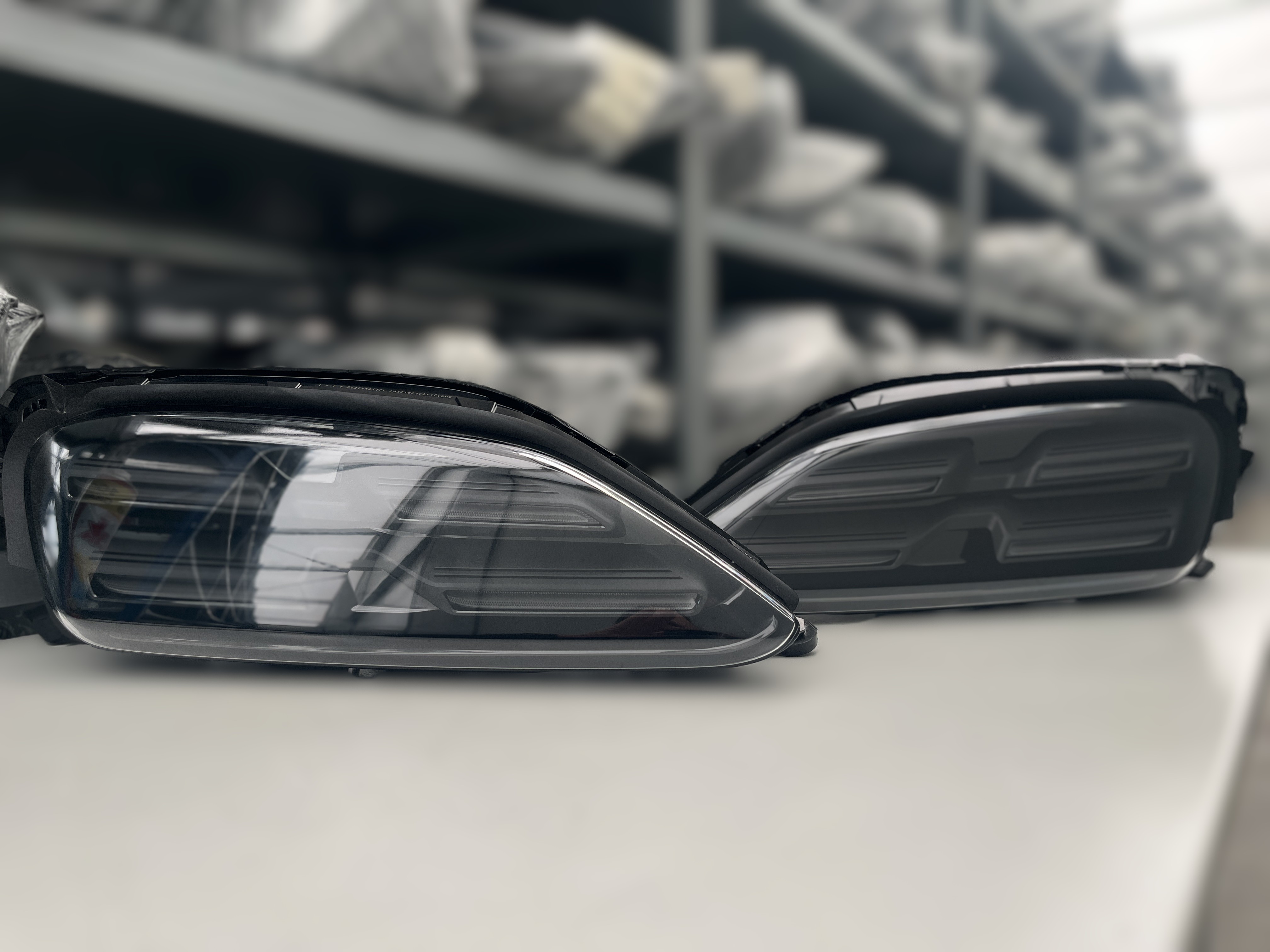 PORSCHE MACAN MATRIX SCHEINW L R KPL 150600003087 2935