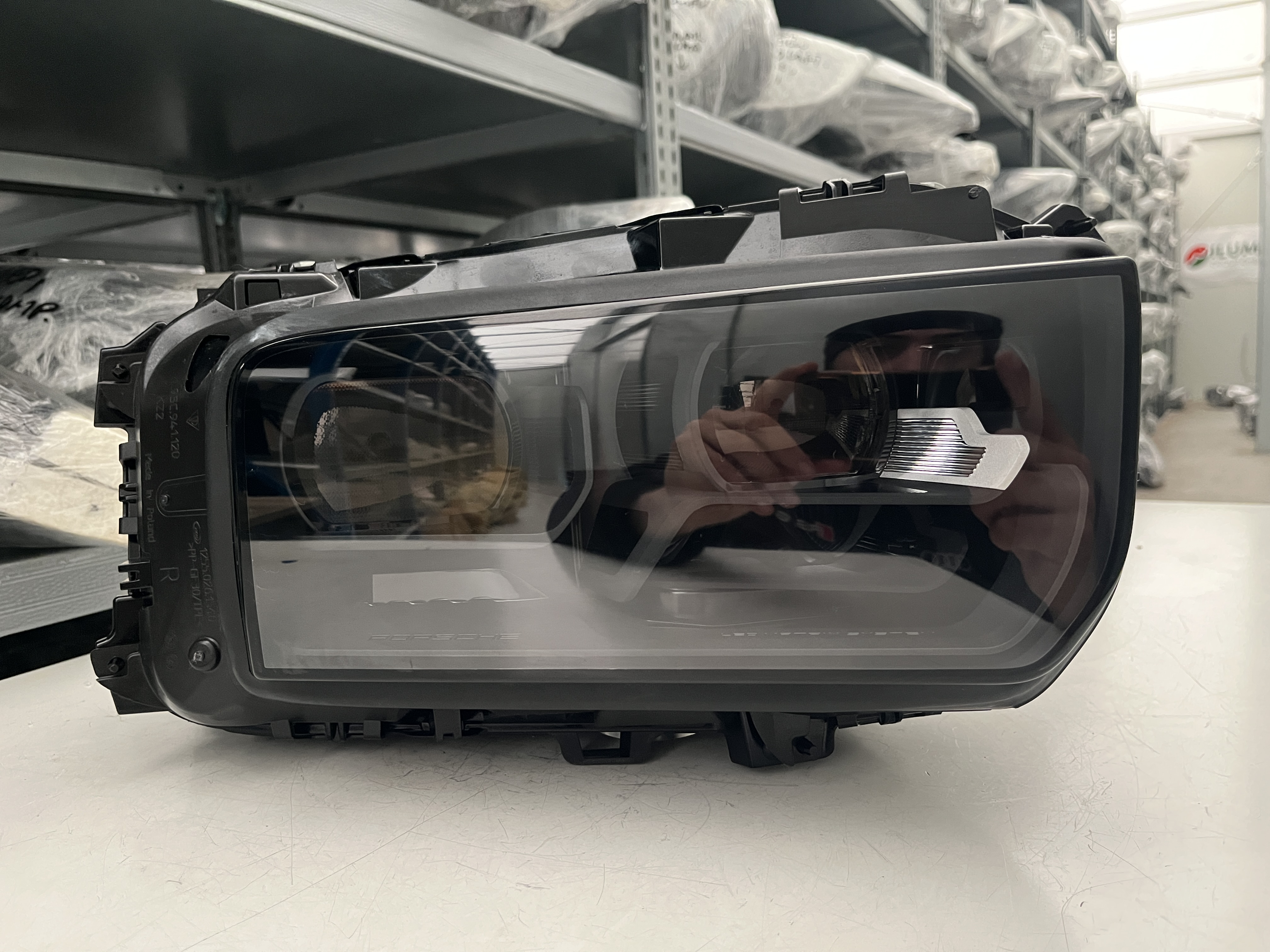 PORSCHE MACAN MATRIX SCHEINWERFER RECHTS KPL 95C941034Q