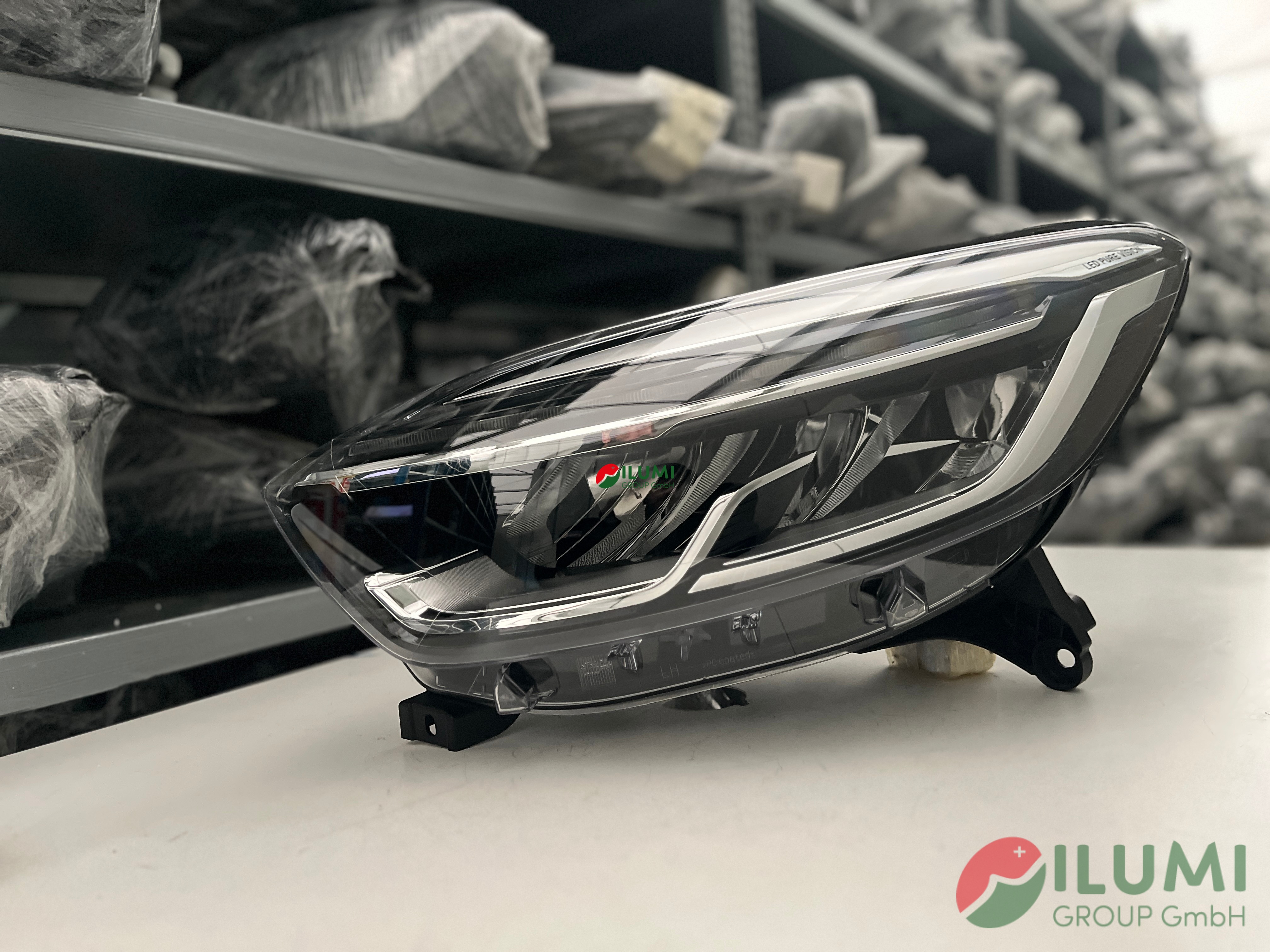 RENAULT CAPTUR SCHEINWERFER VOLL LED LINKS KPL 260605214R