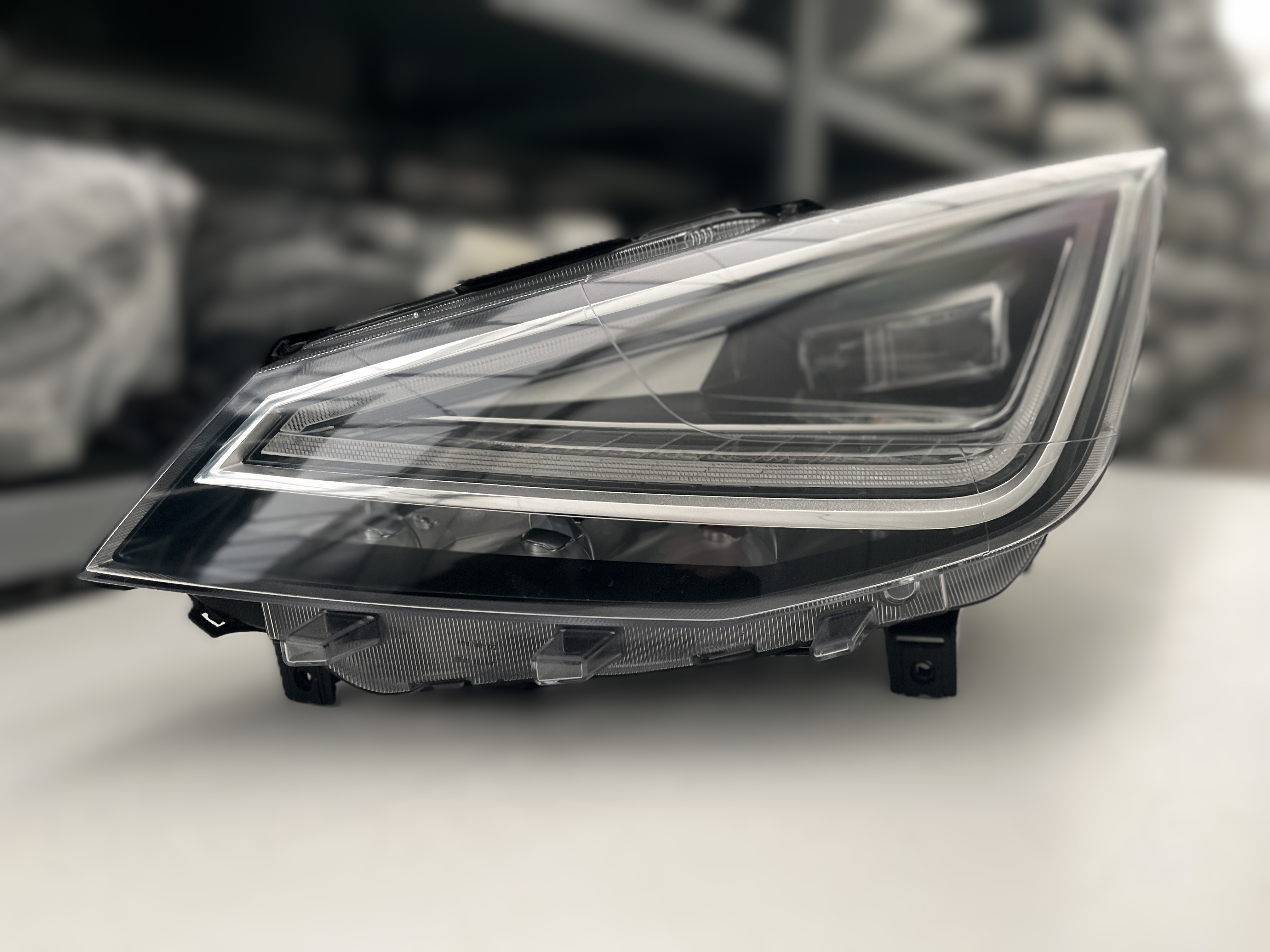 SEAT IBIZA ARONA VOLL LED SCHEINWERFER LINKS 6F1941007F
