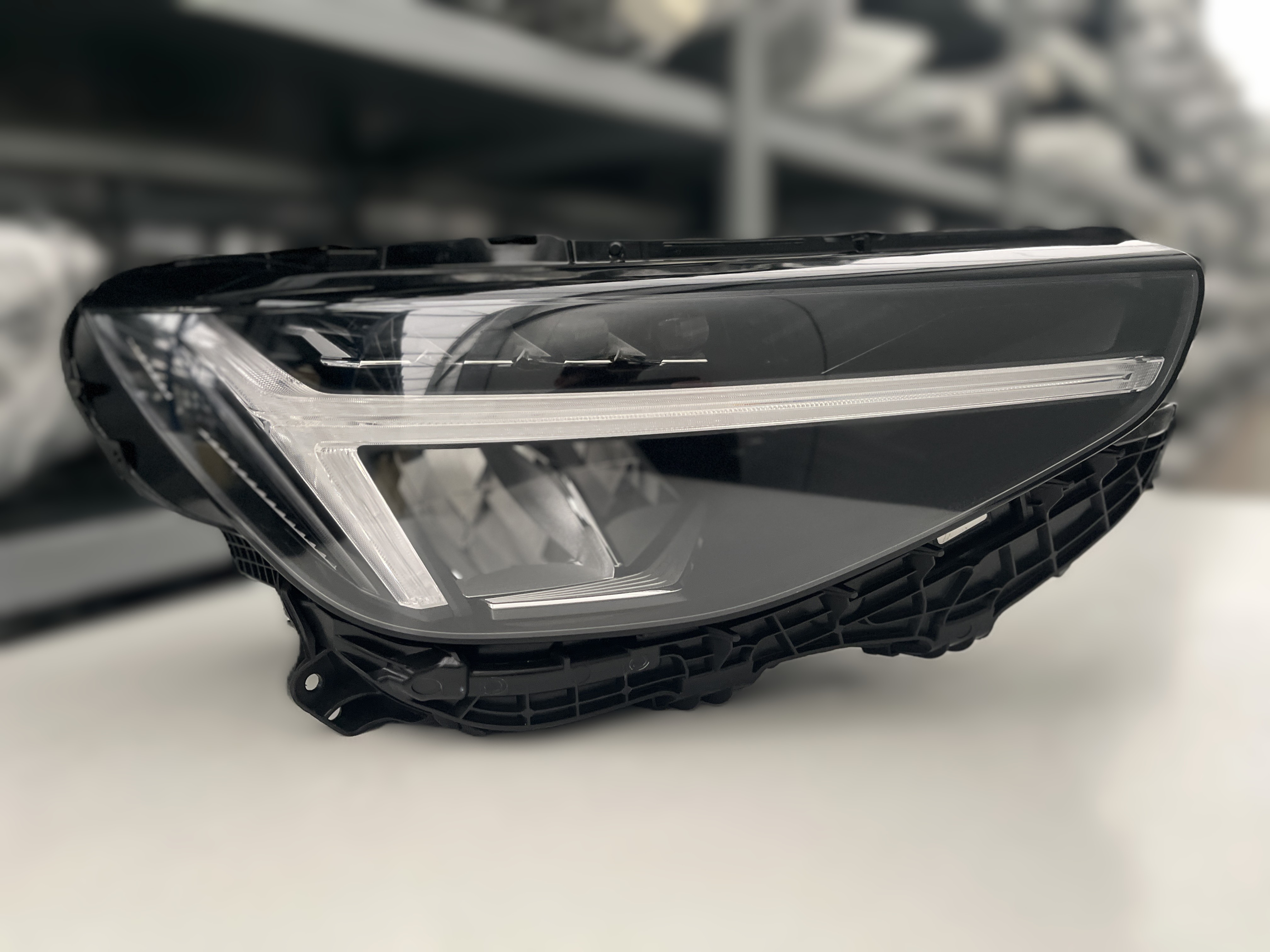 VOLVO XC-40 C40 VOLL LED SCHEINWERFER RECHTS KPL 32404666