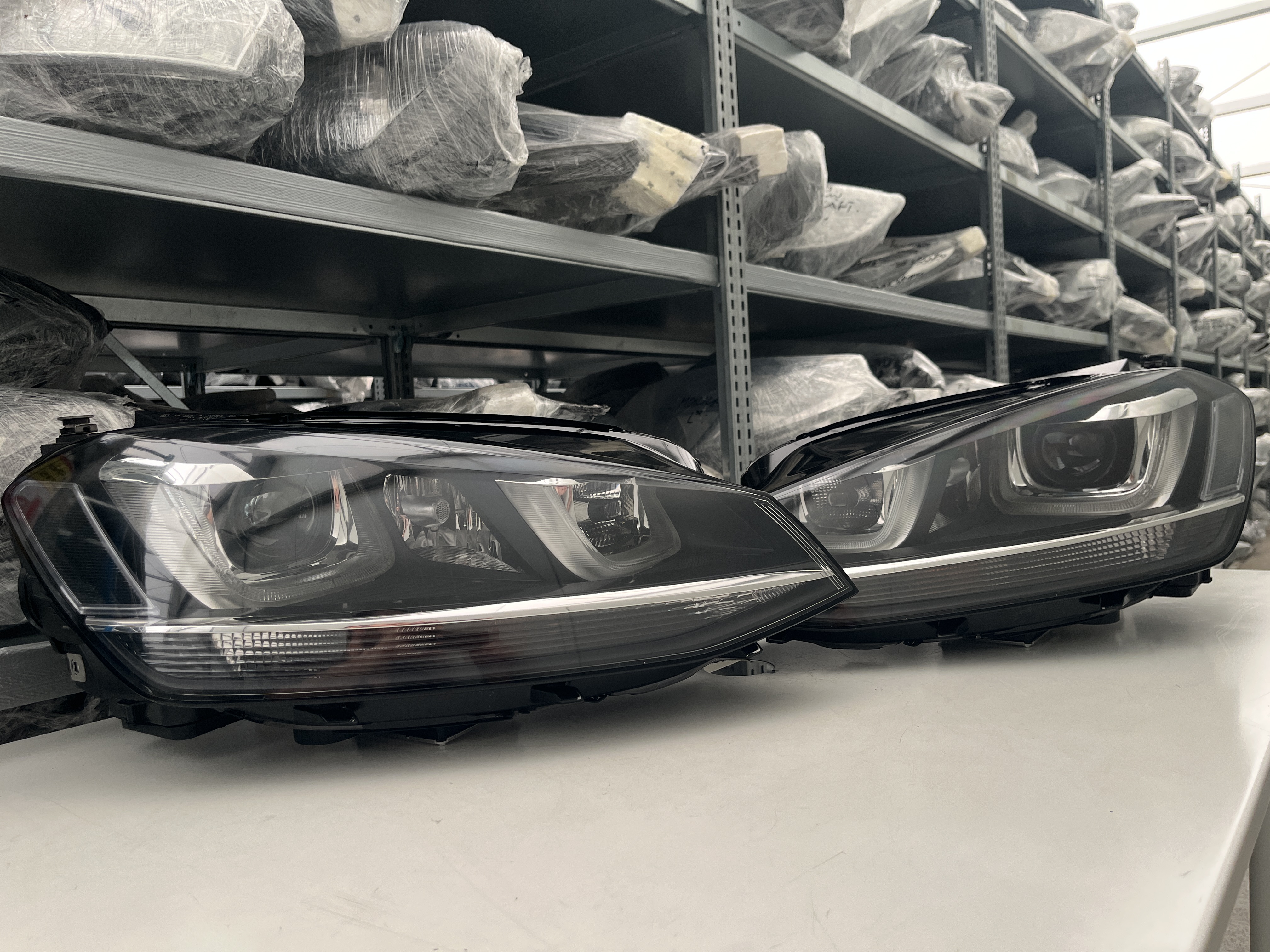 VW GOLF VII XENON LED SCHEINW R L KPL 5G1941033  5G1941034