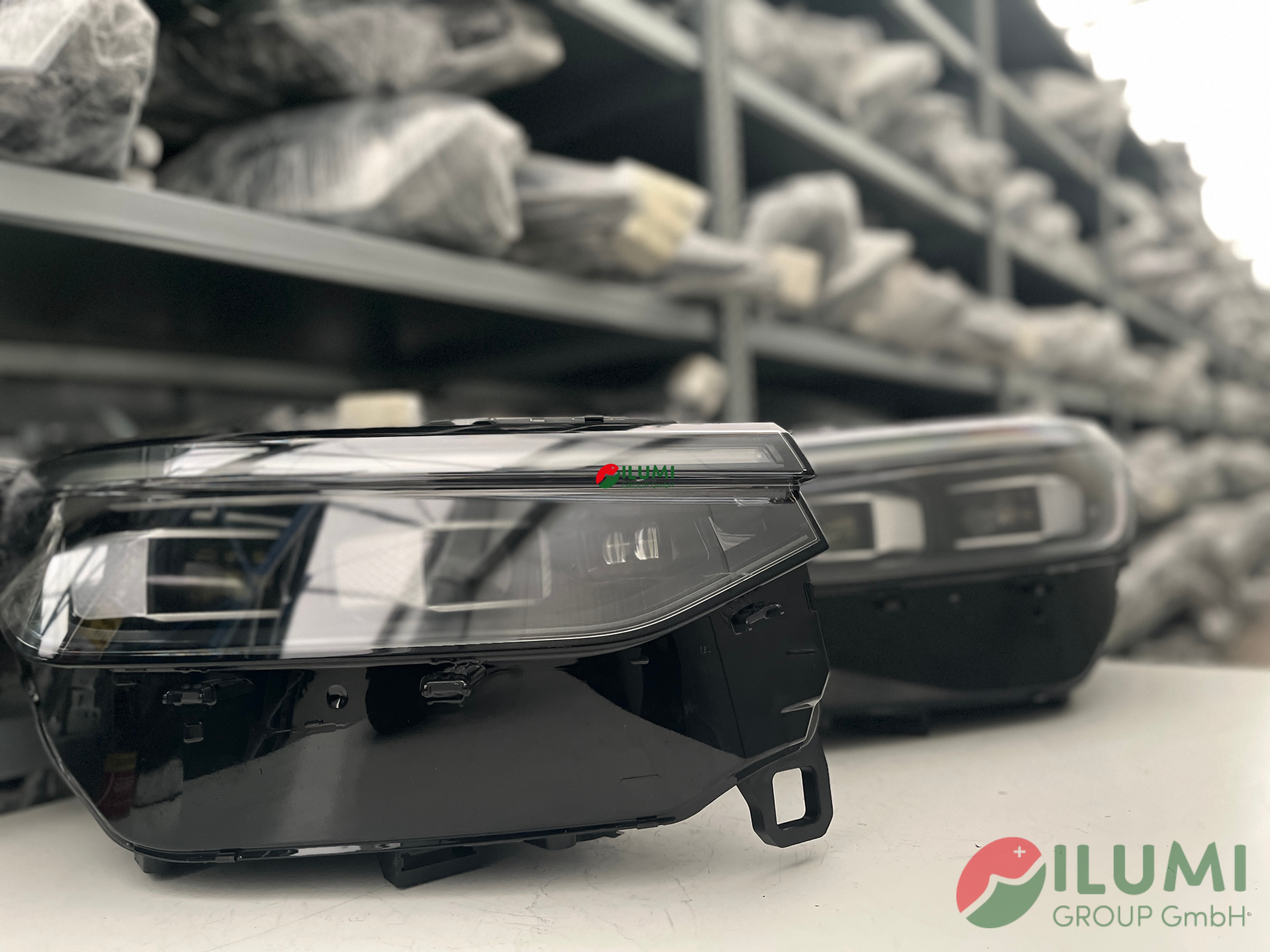 VW TAYRON SCHEINWERFER L+R KPL 57L941059_060