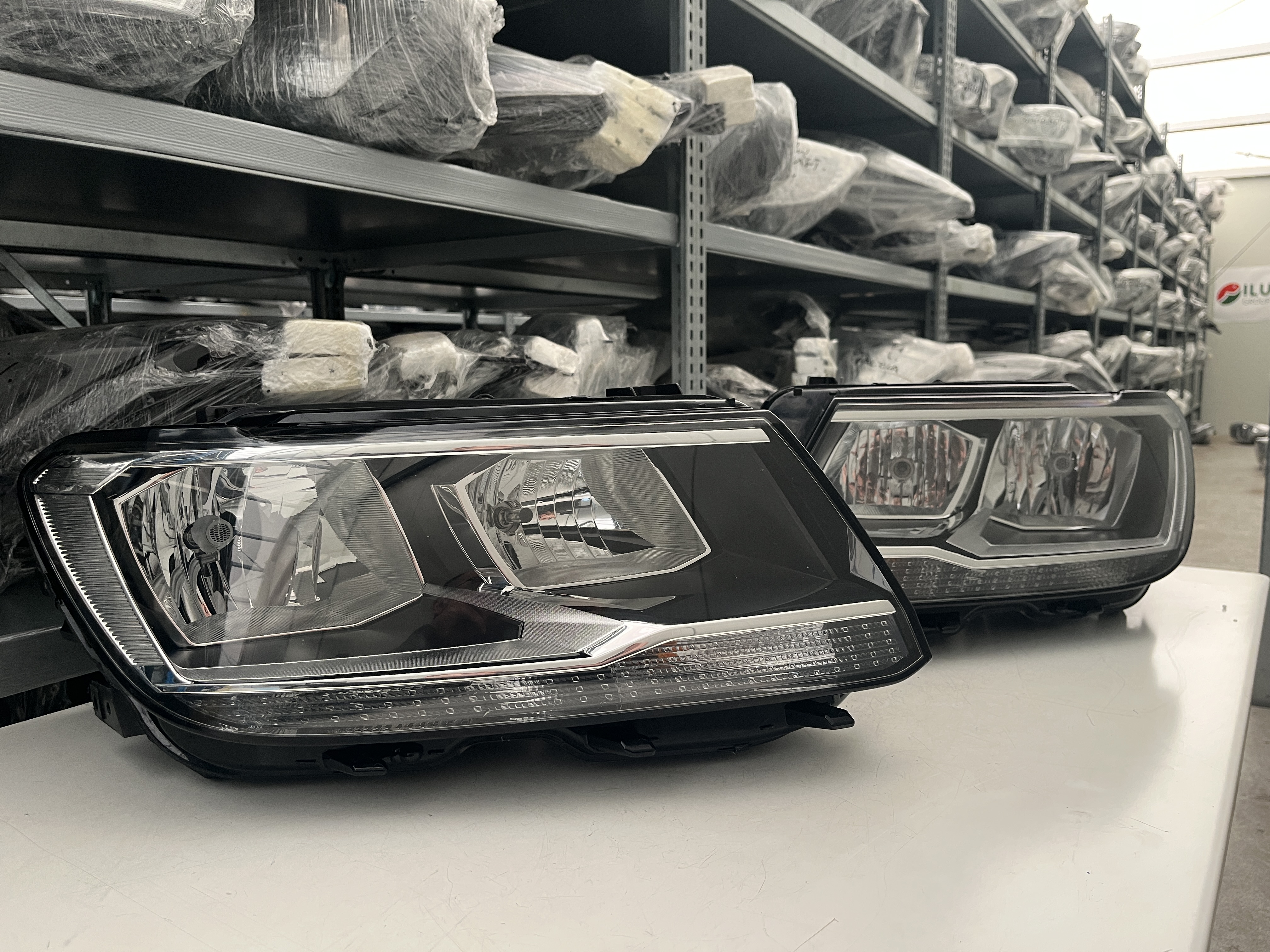 VW TIGUAN II HALOGEN SCHEINW RECHTS LINKS 5NB941006B  5NB941005B