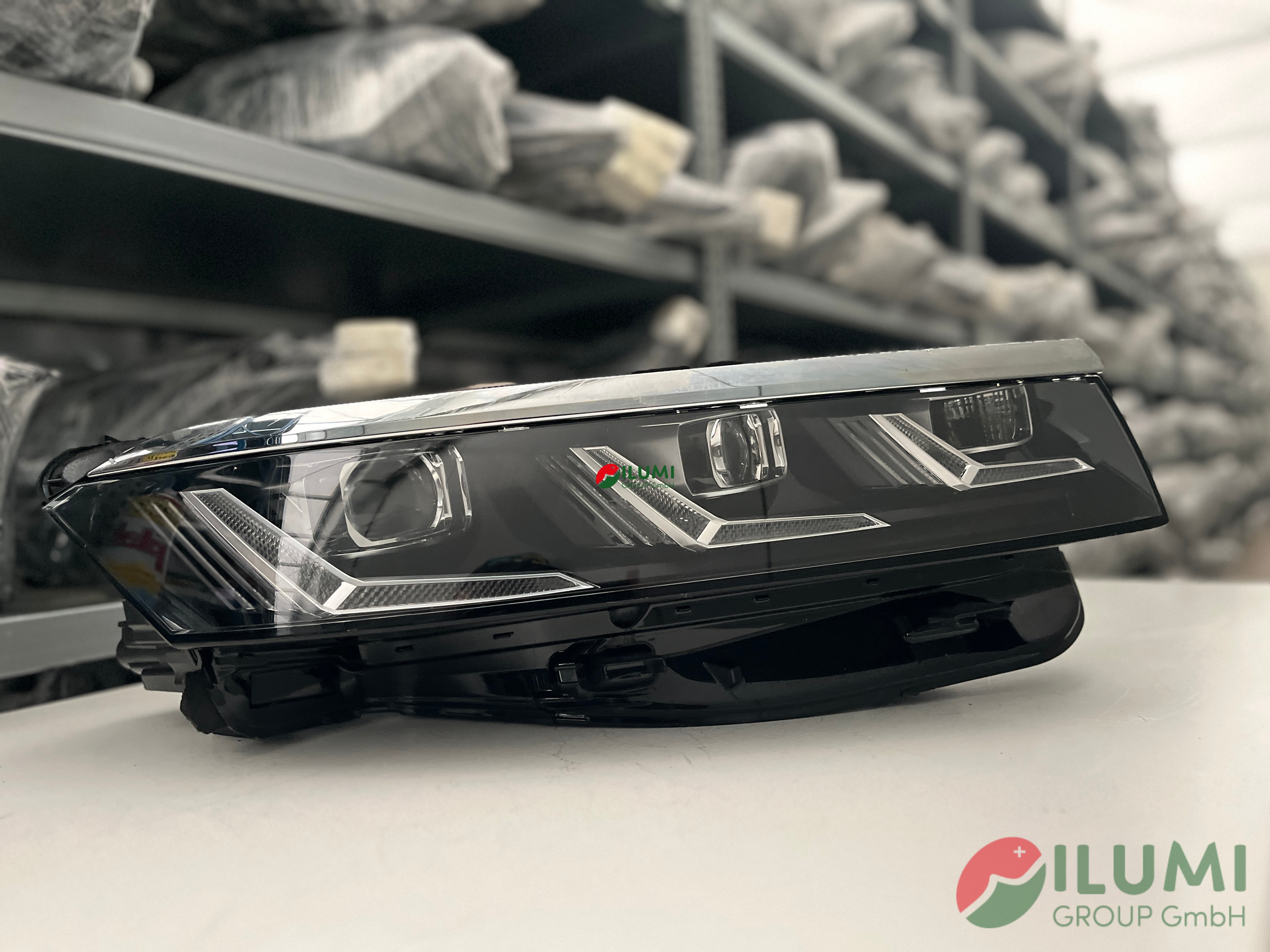 VW TOUAREG MATRIX LIFT SCHEINWERFER 761941082B RECHTS KPL